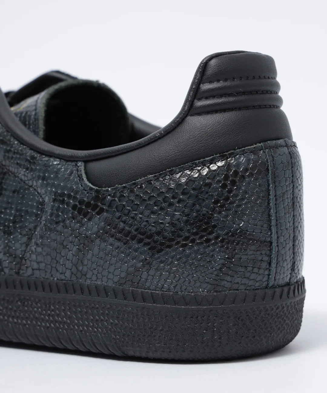 KJ9997 adidas SAMBA OG (Men's)
