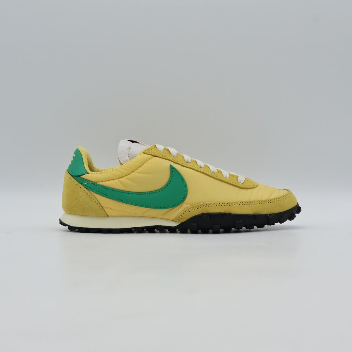 IM8658-700 Nike Waffle Racer Topaz Gold Stadium Green-Sail (Men's)