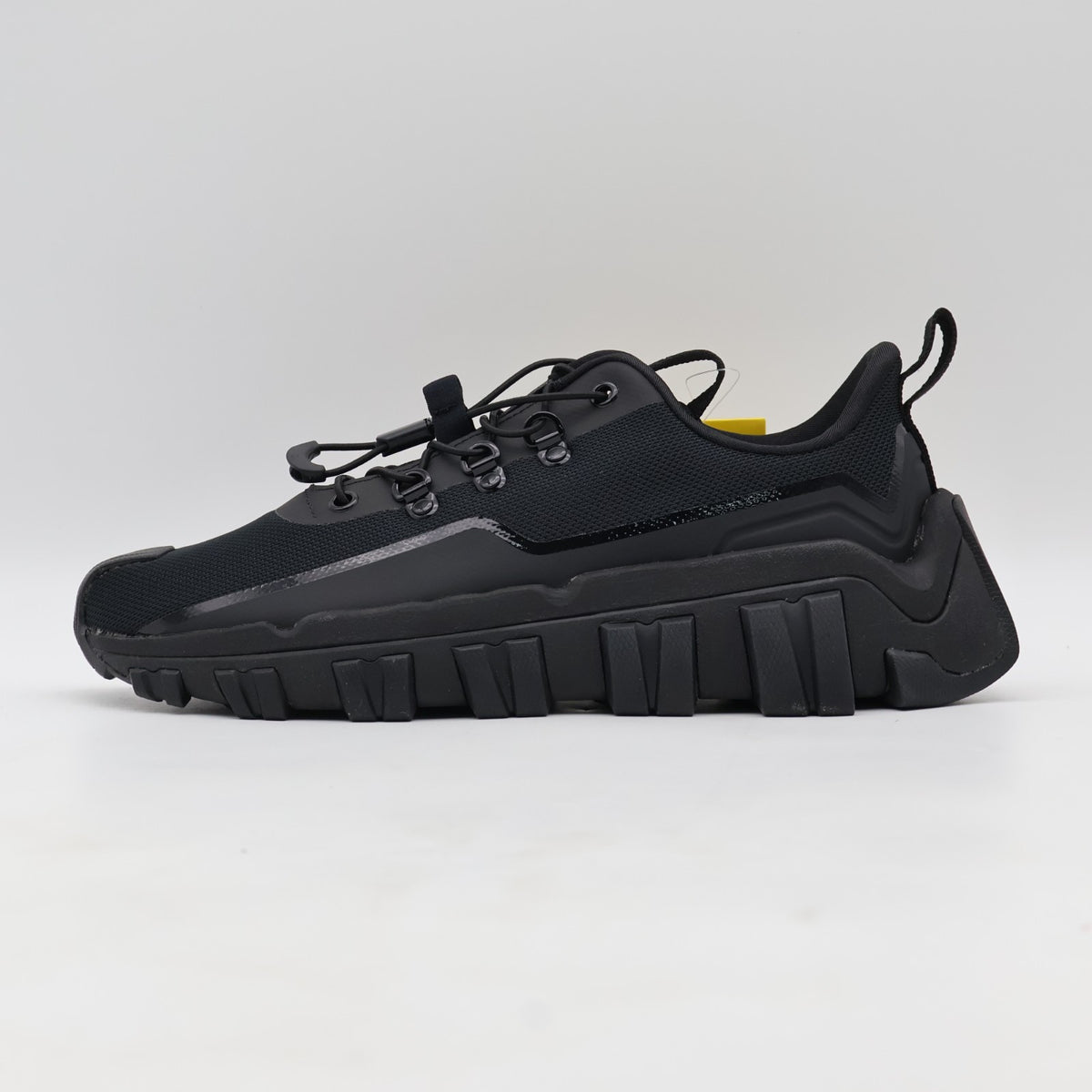 1183C450-001 ONITSUKA TIGER CRESTY FLEK BLACK BLACK (Men's)