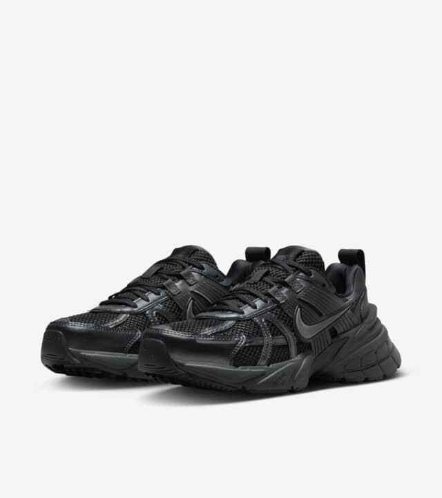 FD0736-001 Nike V2K Run Black and Anthracite (Women's)