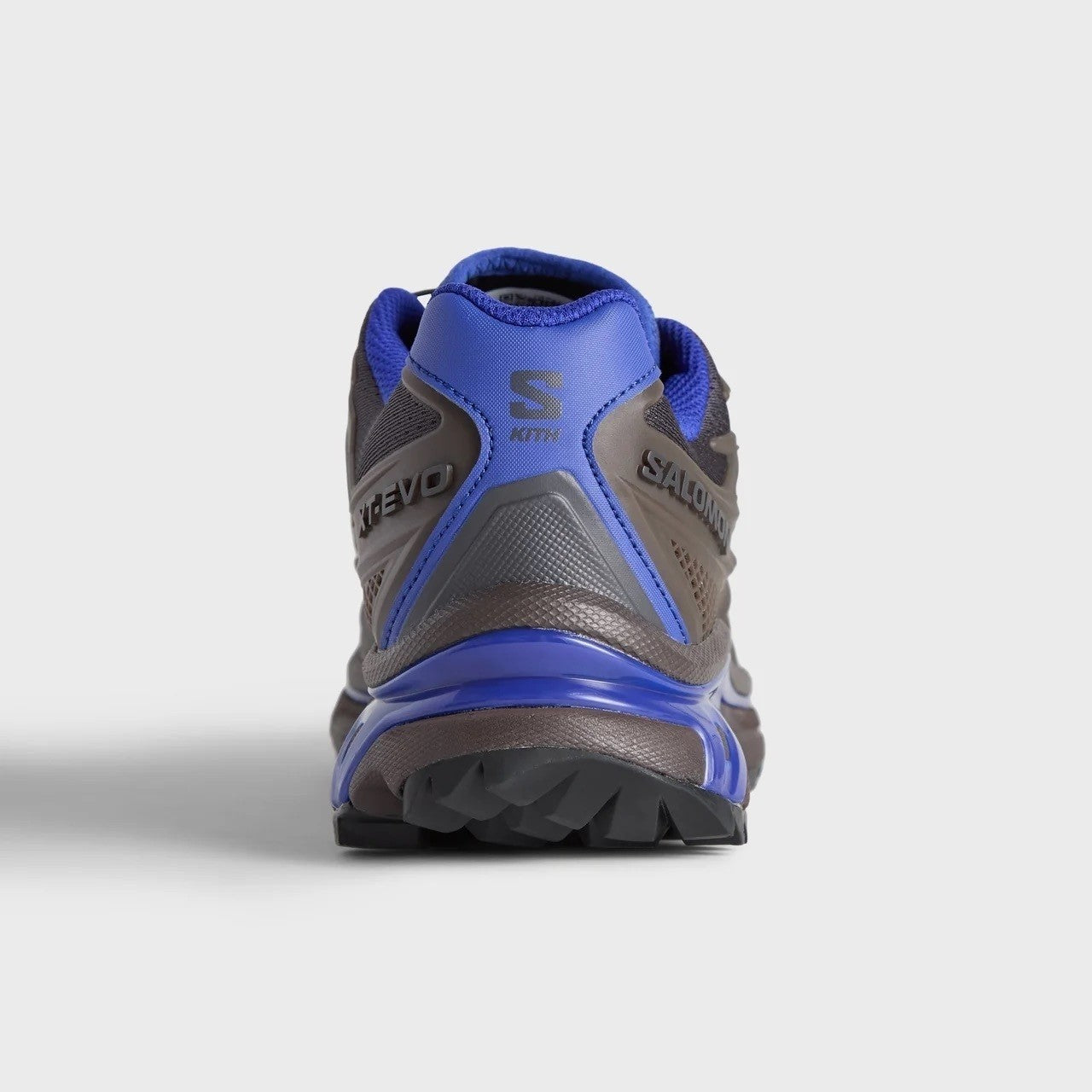 L45568900 KITH Ã Salomon XT-EVO "Black Coffee/Excalibur/Bluing" (Men's)