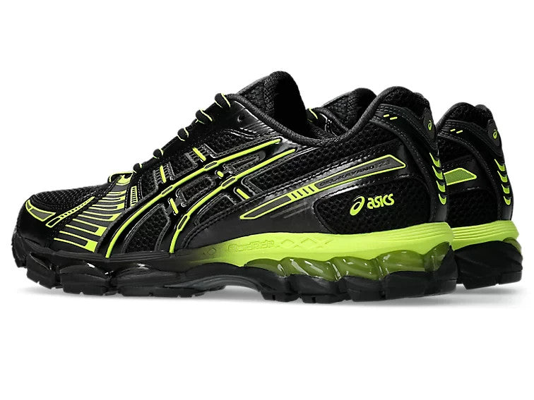 1203B227-001 atmos Ã Albino & Preto Ã Asics Gel-Kayano 12.1 (Men's)