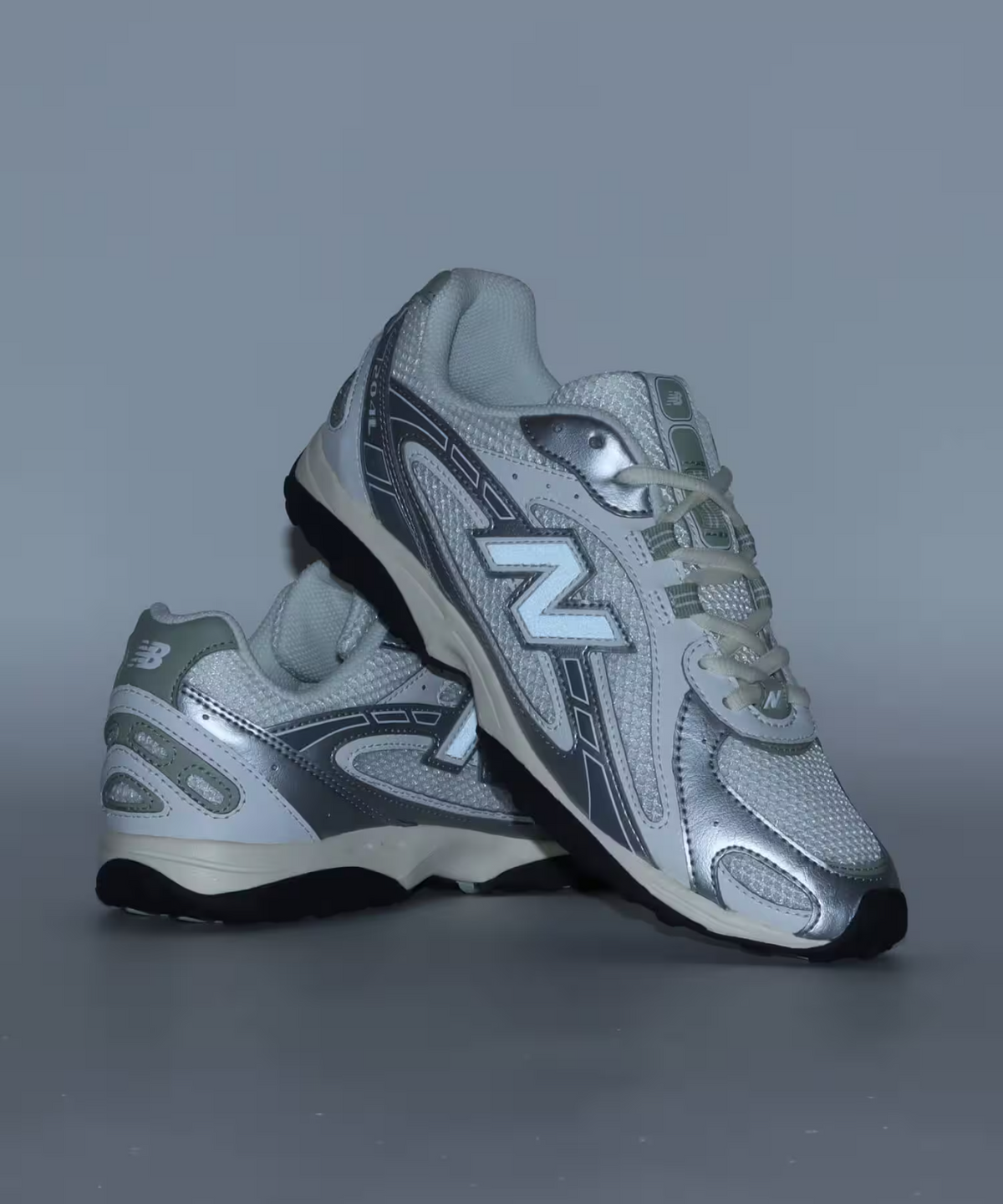 U204LSWB New Balance 204 Silver Metallic (Men's)