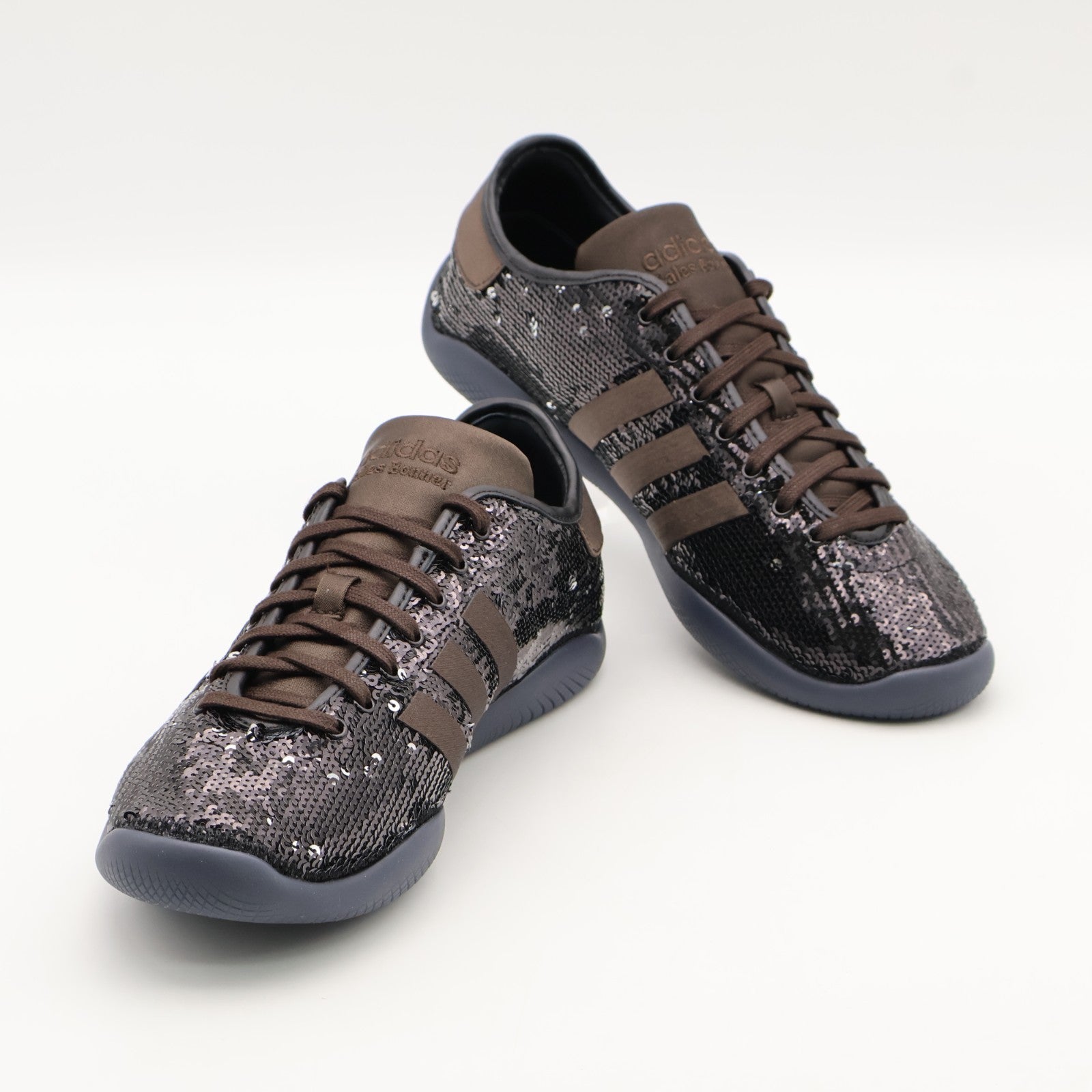 JR0259 Wales Bonner Ã adidas Originals Karintha Lo Core Black (Men's)