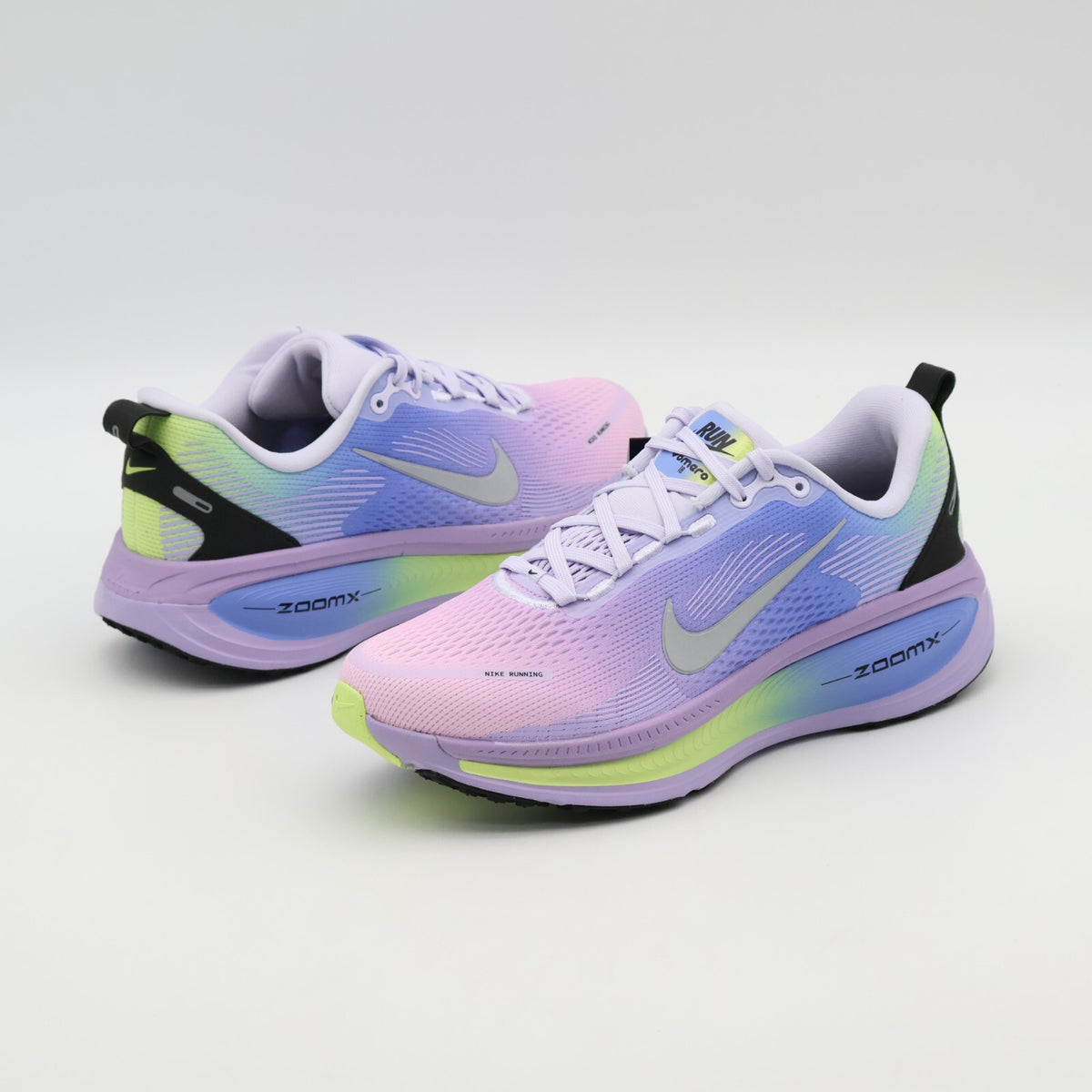 IB5169-500 Nike  Vomero 18 SE Amethyst Tint Hydrangeas Phantom Metallic(Women's)
