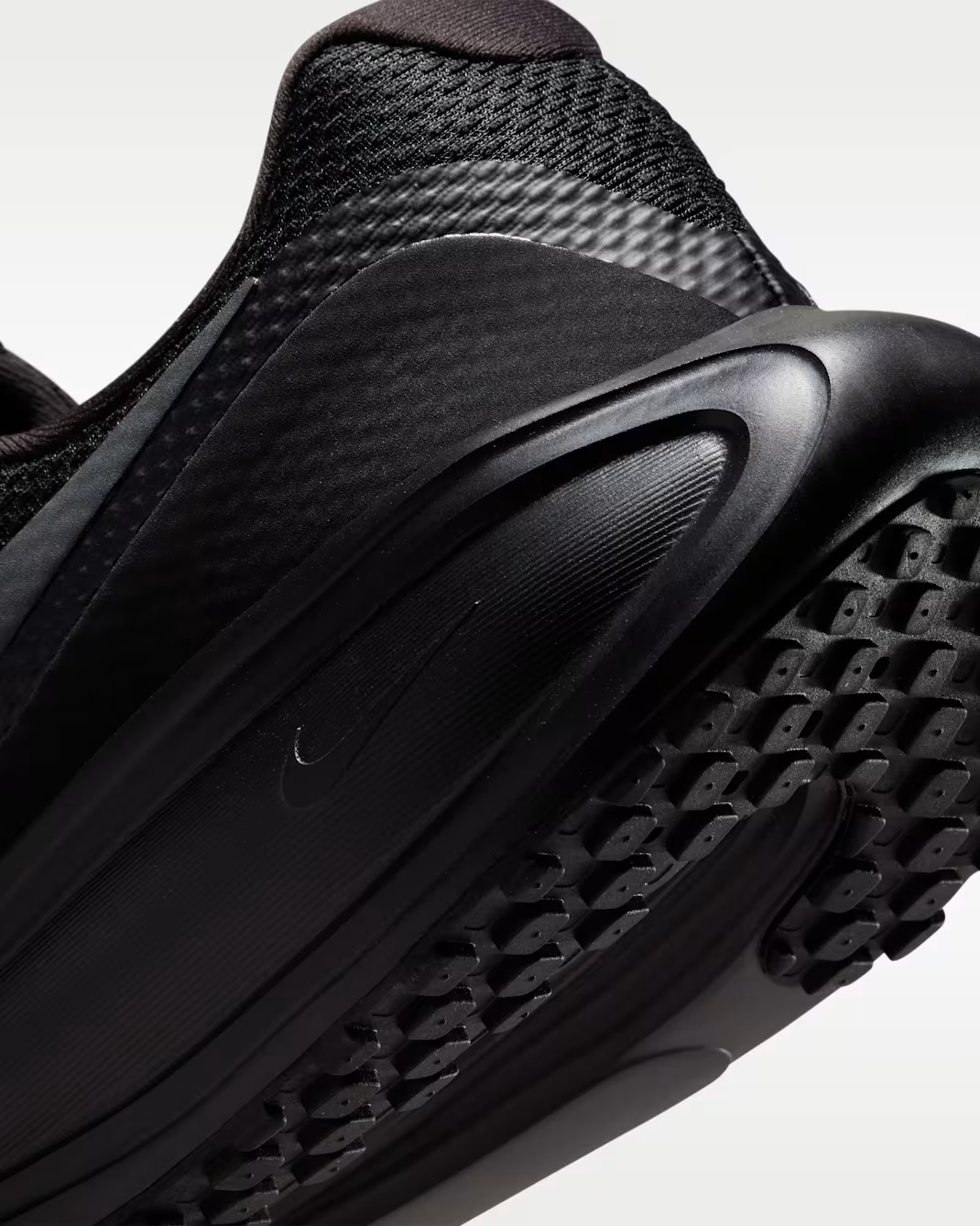 HJ9198-002 Nike Revolution 8 Black/Anthracite (Men's)