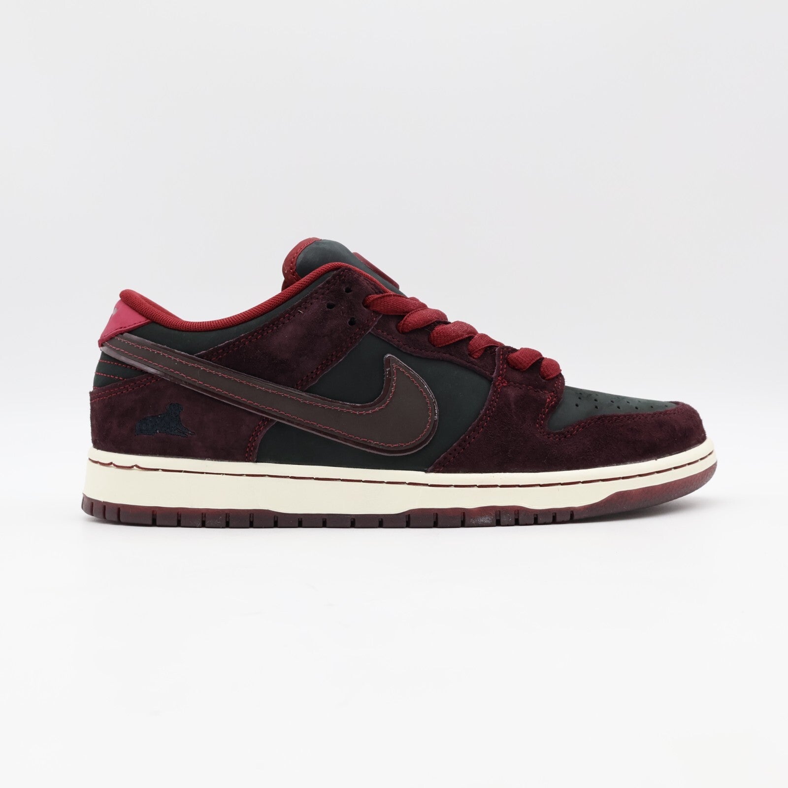 FZ1289-200 Riot Skateshop Nike SB Dunk Low Pro QS Mahogany and Team Red (Men's)