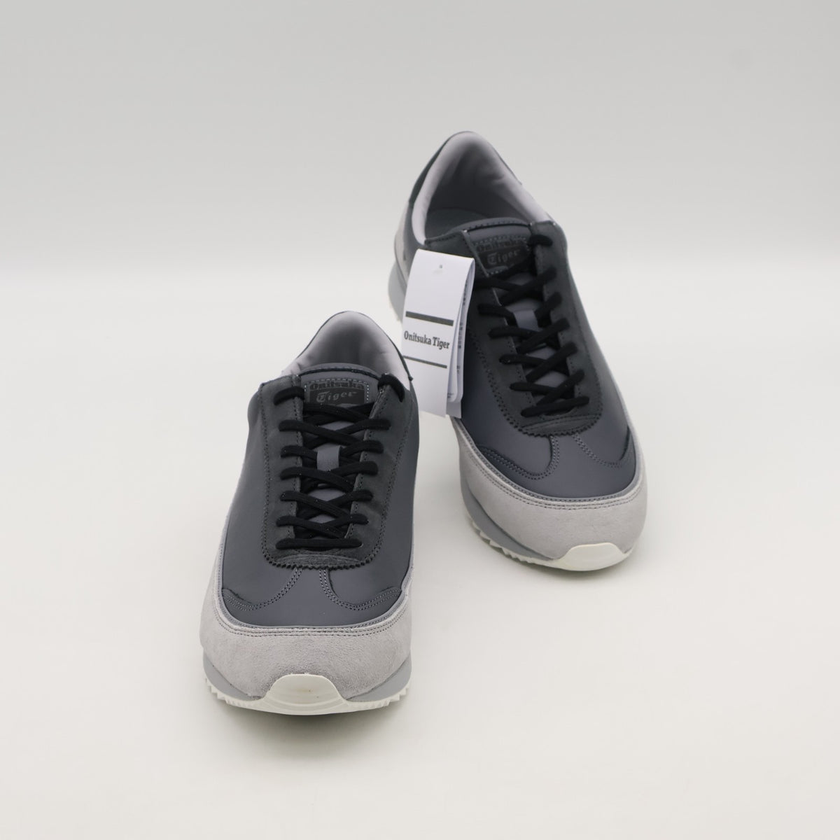 1183C385-021  Onitsuka Tiger Hsinti Carrier Grey (Men's)