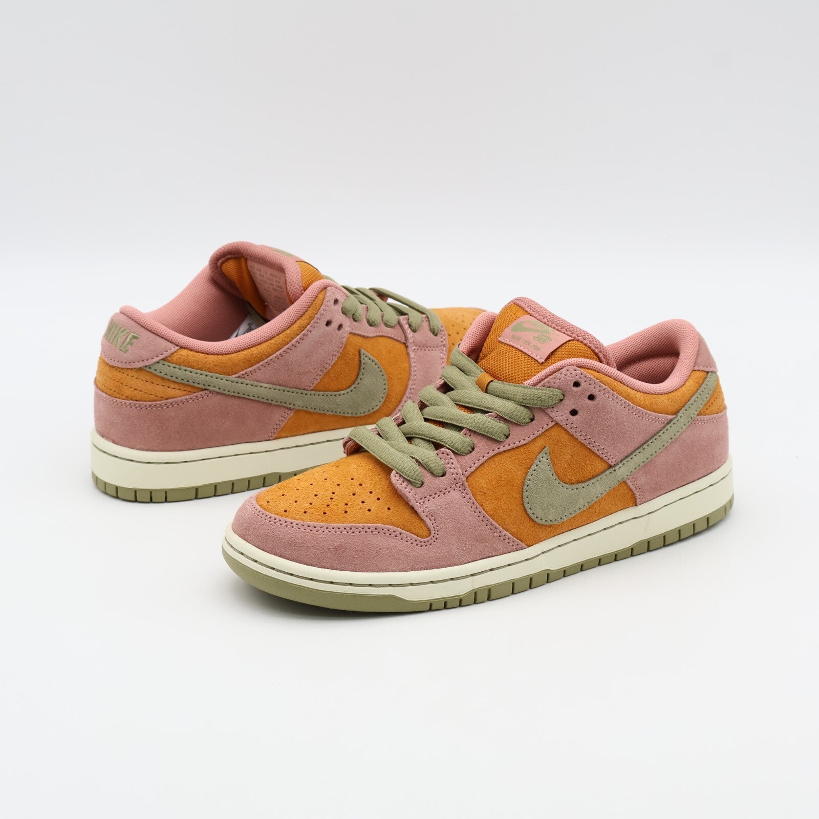 HJ4135-600 Nike SB Dunk Low Pro Red Stardust and Monarch (Men's)