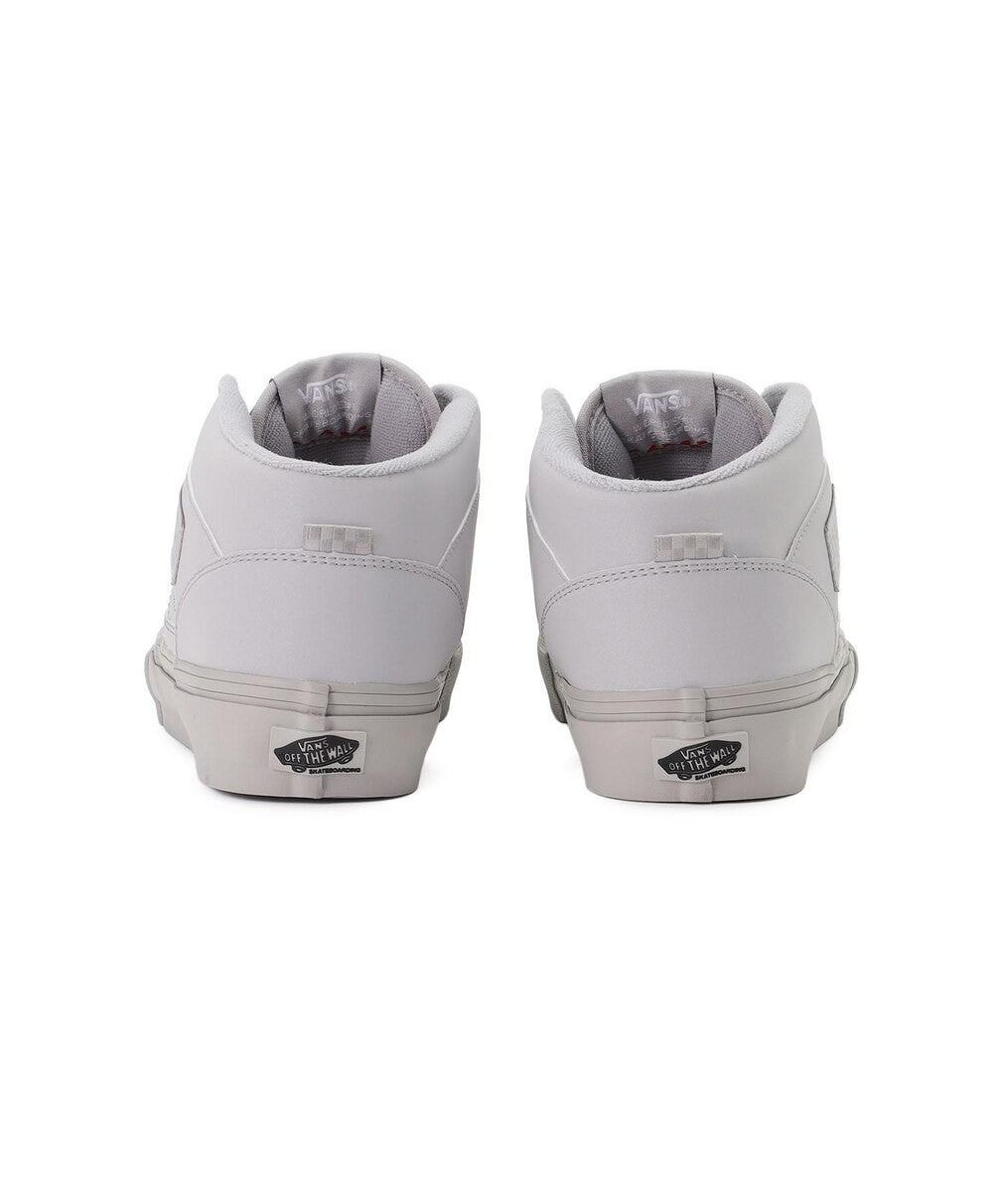 VN0A5FCDBH7 Atiba Jefferson Ã Vans Skate Half Cab "Light Grey" (Men's)