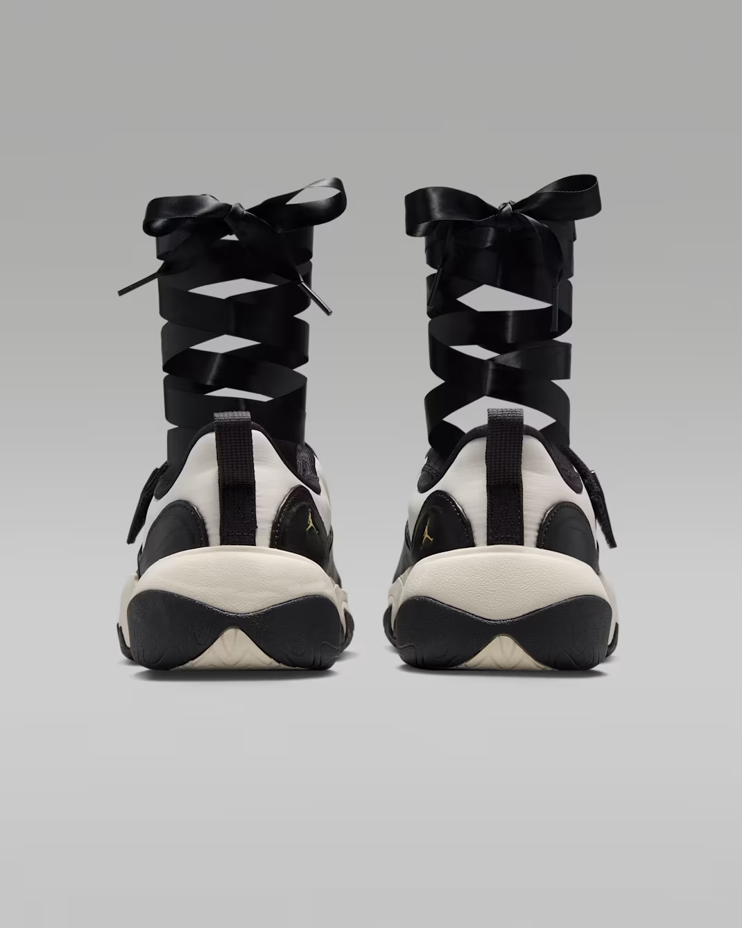 IB8597-003 Nike Jordan Pointe "Black/Chalk" (Women's)