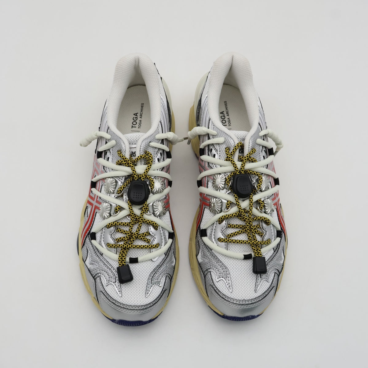 1203B115-100 TOGA Asics Gel-Cumulus 16 TG White Red Pure Silver (Men's)