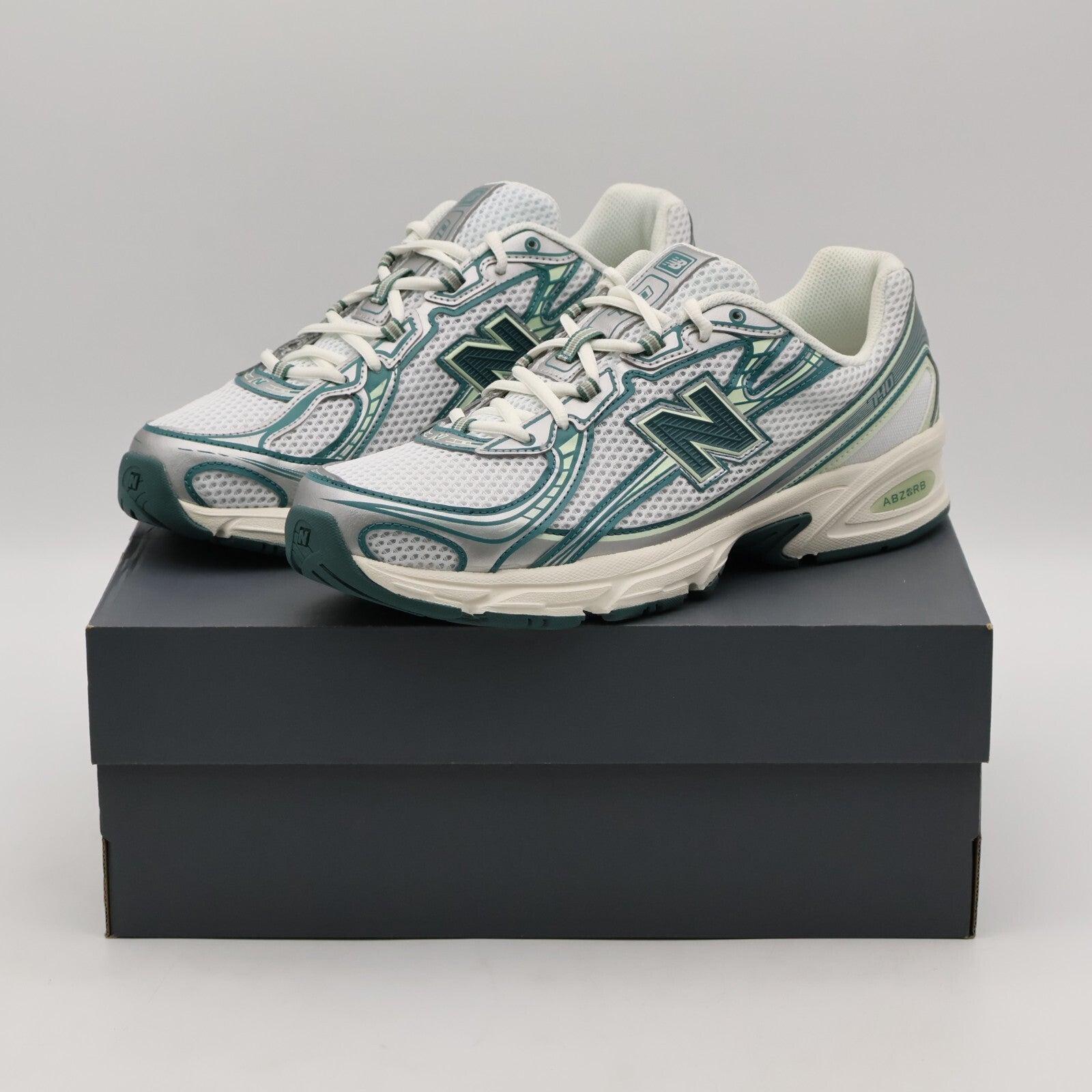 U740GR2 New Balance 740V2 White Marsh Green (Men's)
