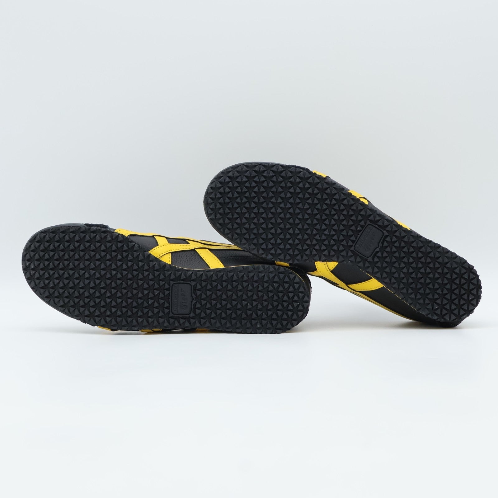 1183A201-003 Asics Onitsuka Tiger Mexico 66 Black Yellow (Men's)