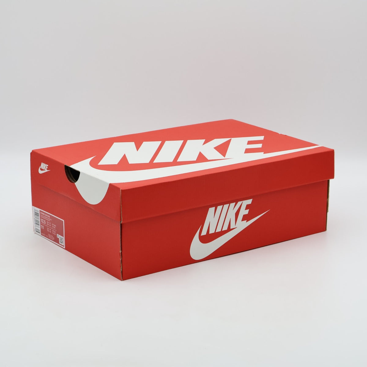HV3917-133 Nike V2K Run Sail Sanddrift Phantom (Women's)