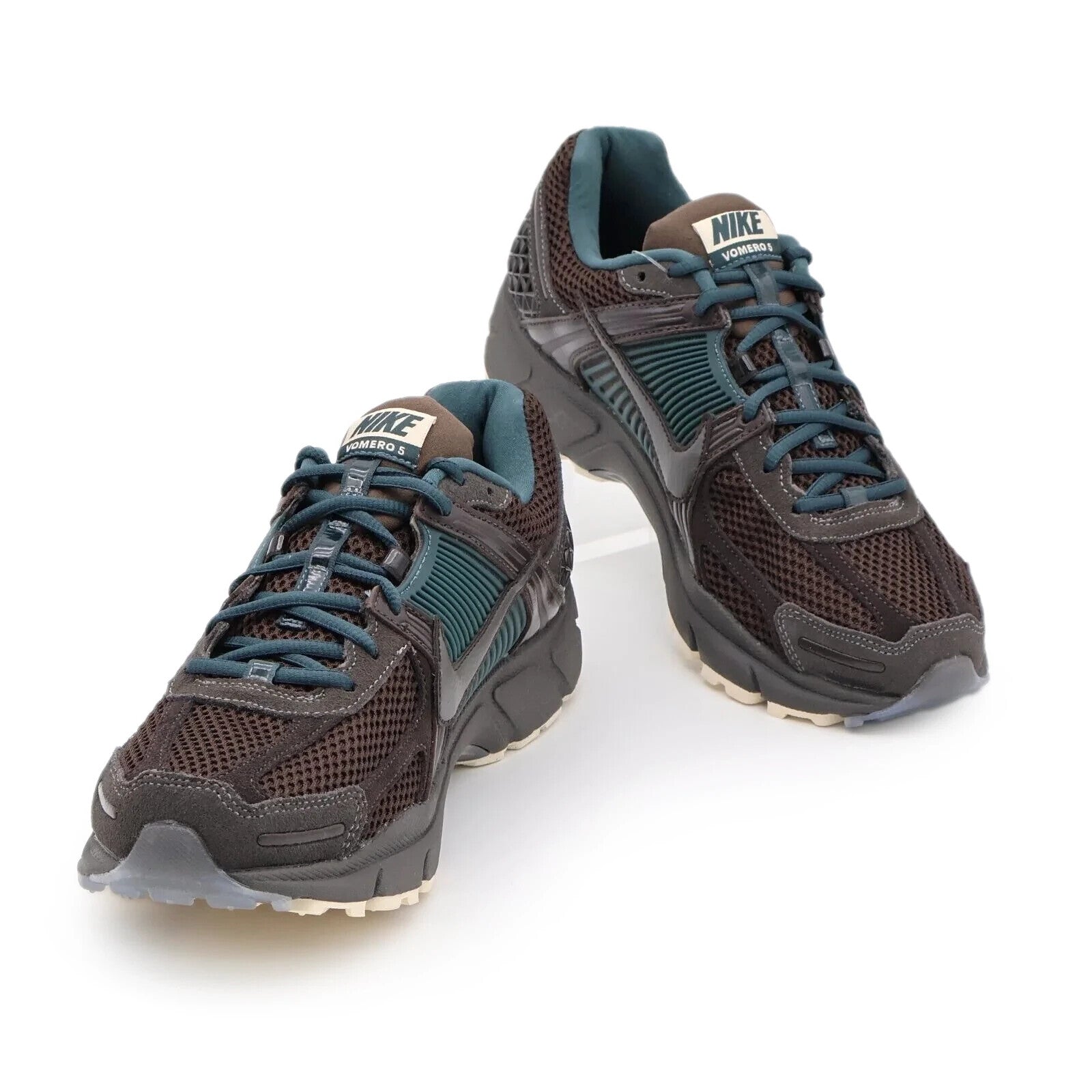 FQ8174-237 Nike Zoom Vomero 5 PRM Velvet Brown and Medium Ash (Men's)