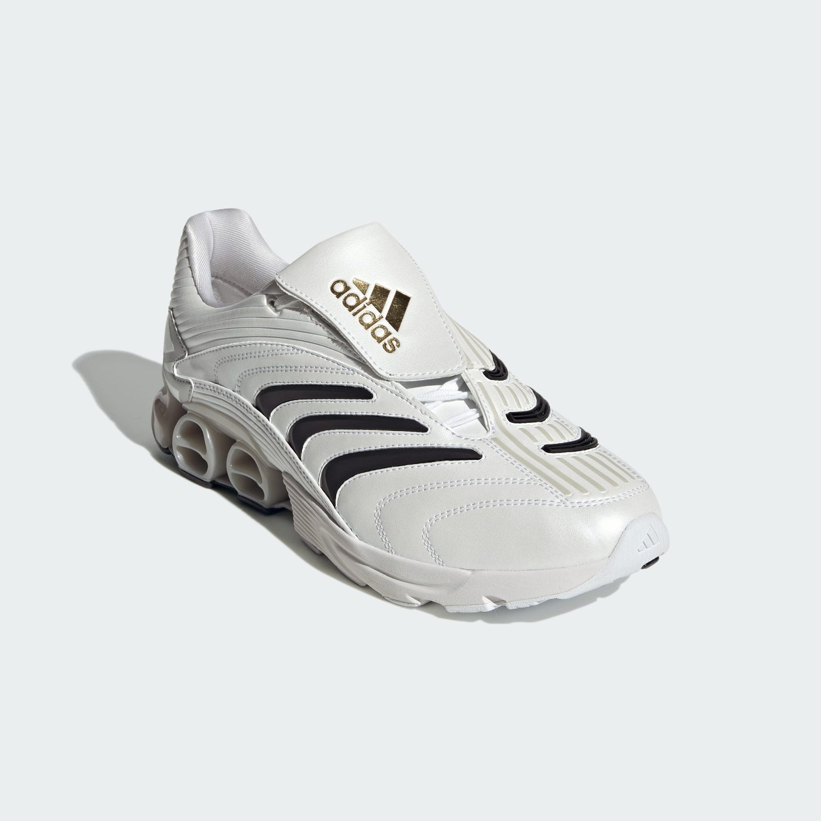 JP7121 adidas Predator Megaride Footwear White (Men's)