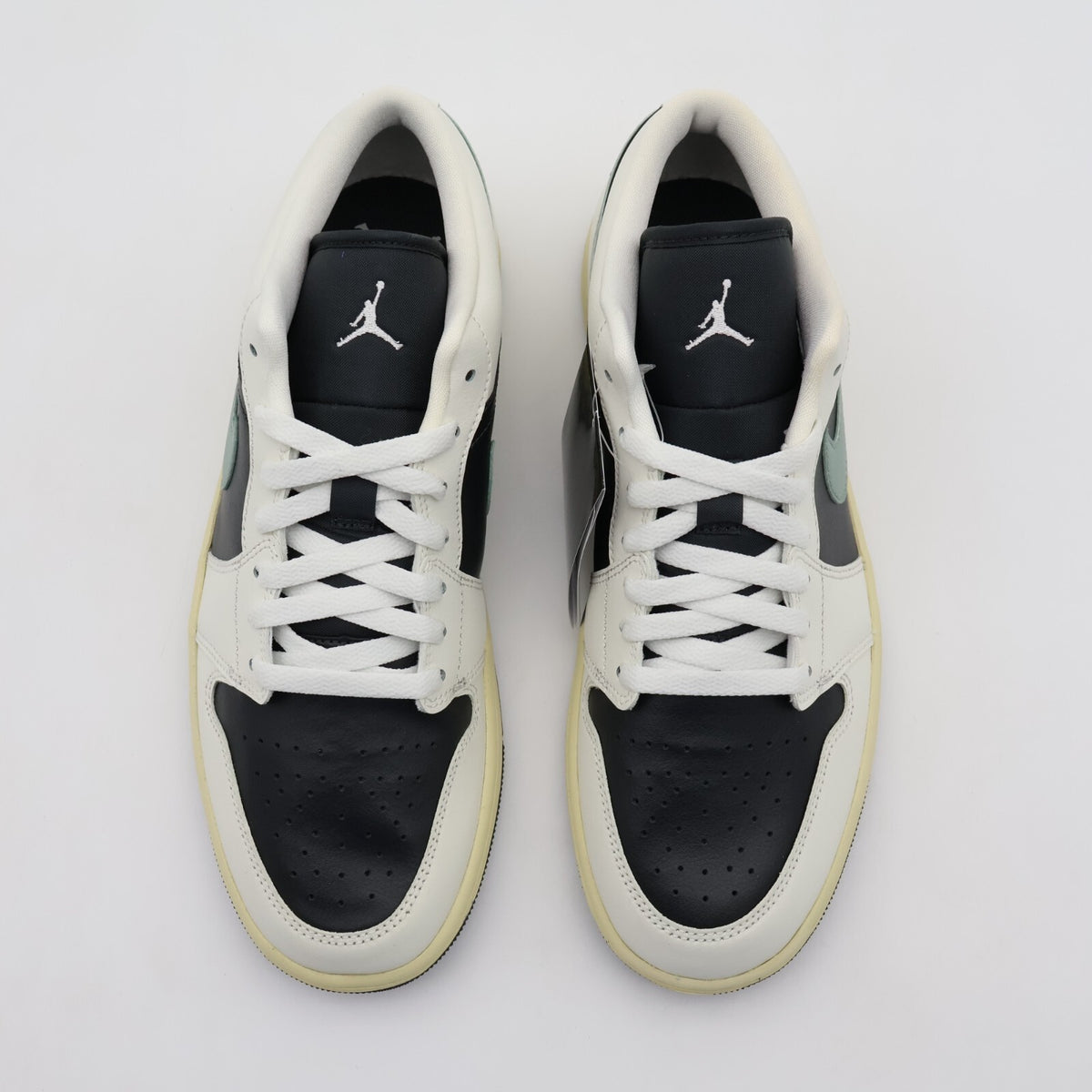 DC0774-001 Nike Air Jordan 1 Low Jade Smoke (Women's)