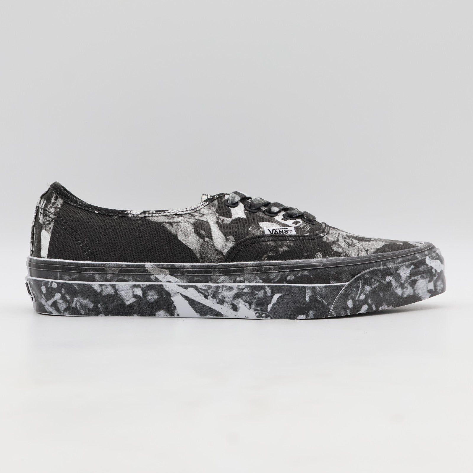VN000EEUGC7 Atiba Jefferson OTW by Vans Authentic Black Grey (Men's)