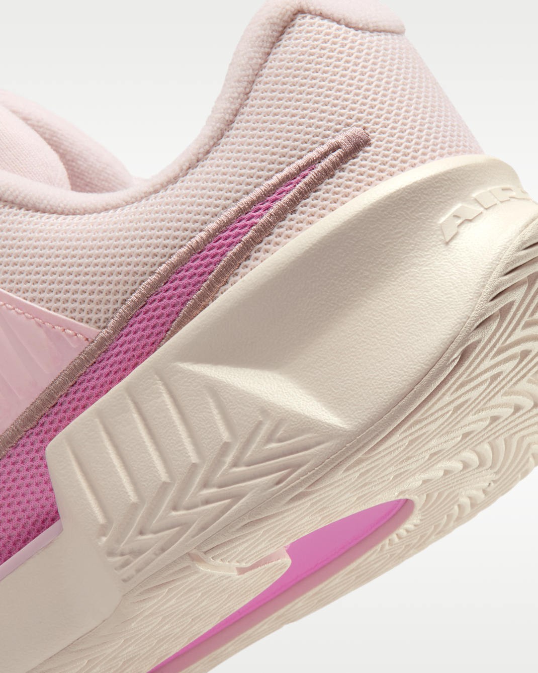 II7102-601 Nike GP Challenge Pro PRM "Pearl Pink/Pink Foam" (Women's)