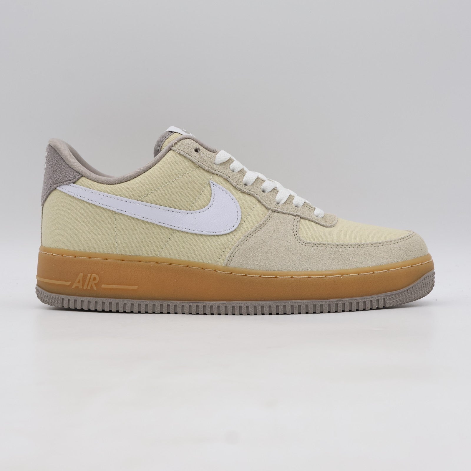 HV4306-234 Nike Air Force 1 â07 Light Khaki Gum Yellow College Grey (Women's)