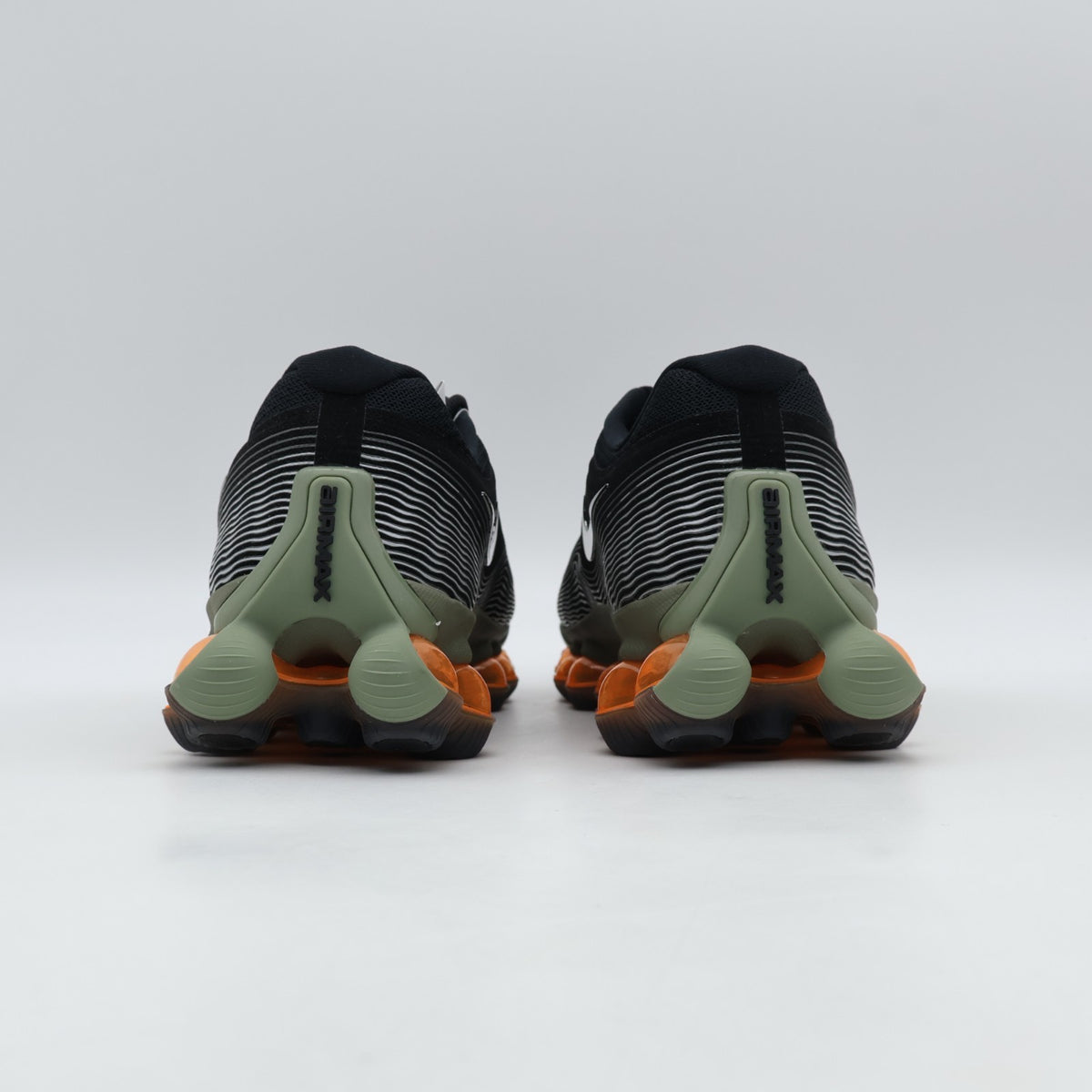 IQ7635-002 Nike Air Liquid Max "Black/Light Army" (Men's)