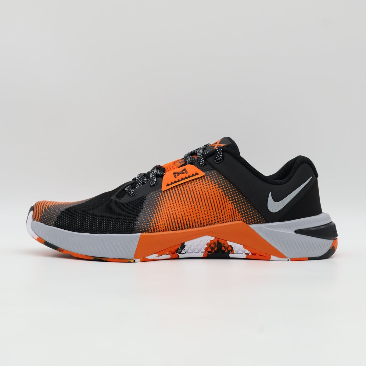 HJ1875-005 Nike Metcon 10 Black Safety Orange Wolf Grey (Men's)