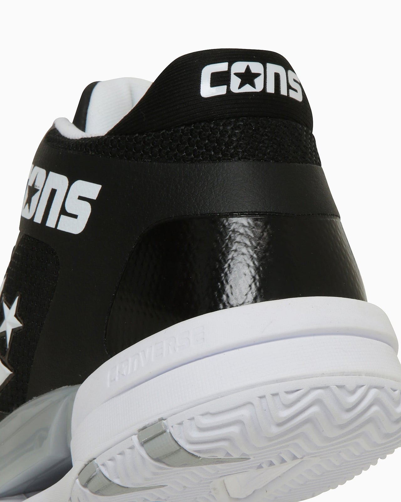 33500402 Converse Cons Accelerator Mid Black (Men's)