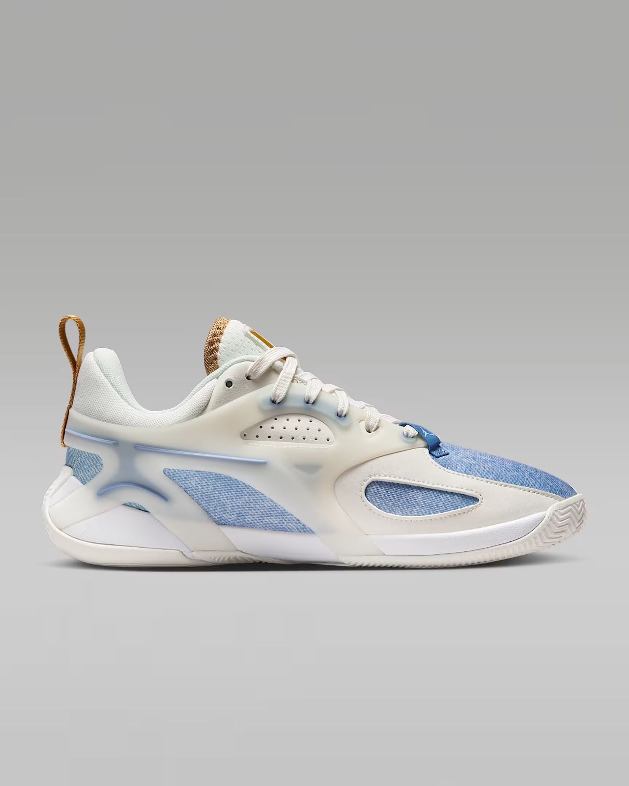 FZ2473-104 Nike Jordan Heir Series Denim and Gold FZ2471-104 (Women's)