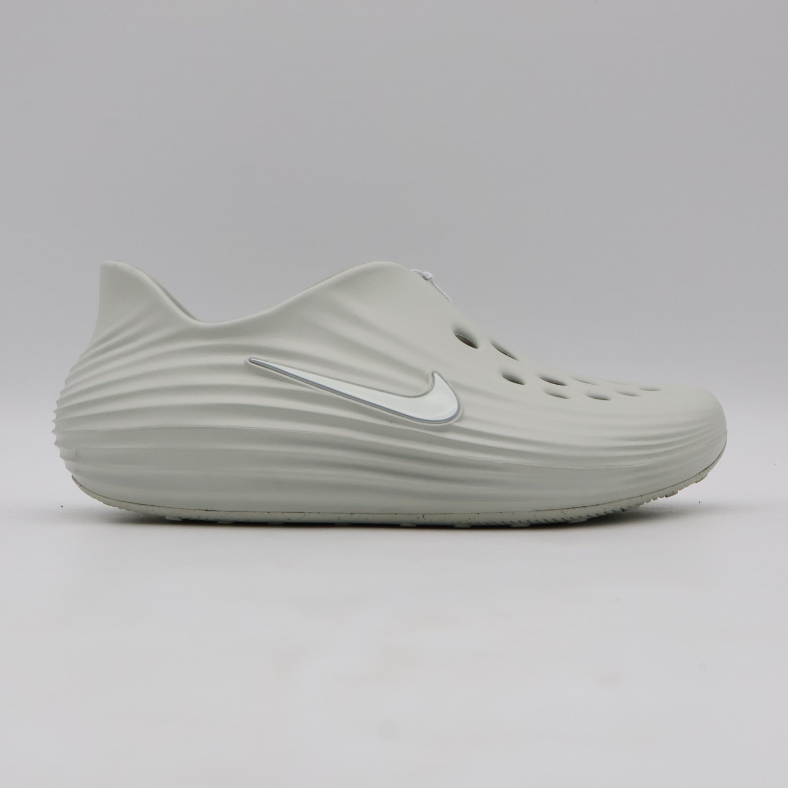 HV5060-005 Nike ReactX Rejuven8 Spruce Aura Light Silver (Men's)