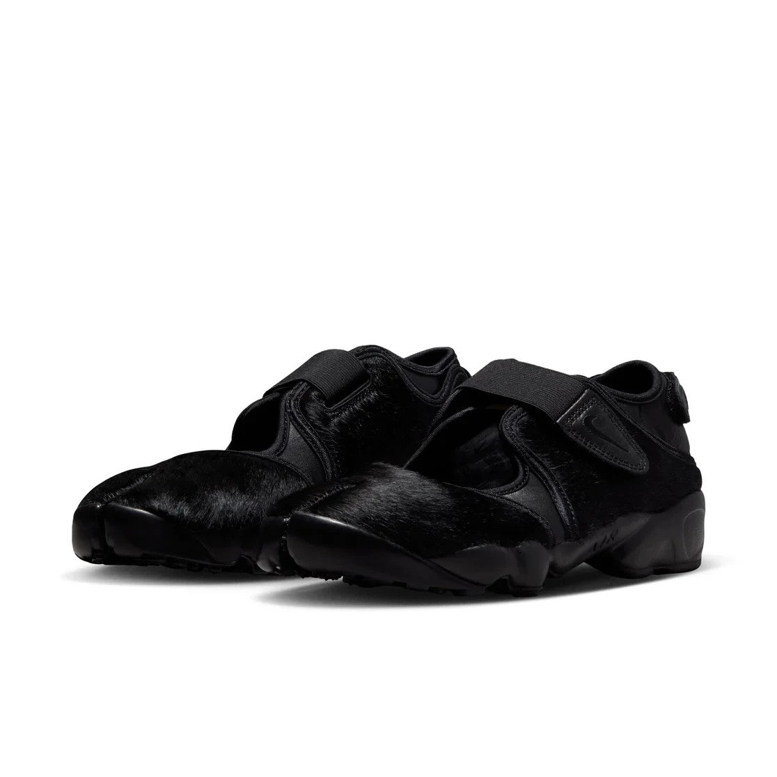 IO4884-001 NIKE AIR RIFT (Women's)