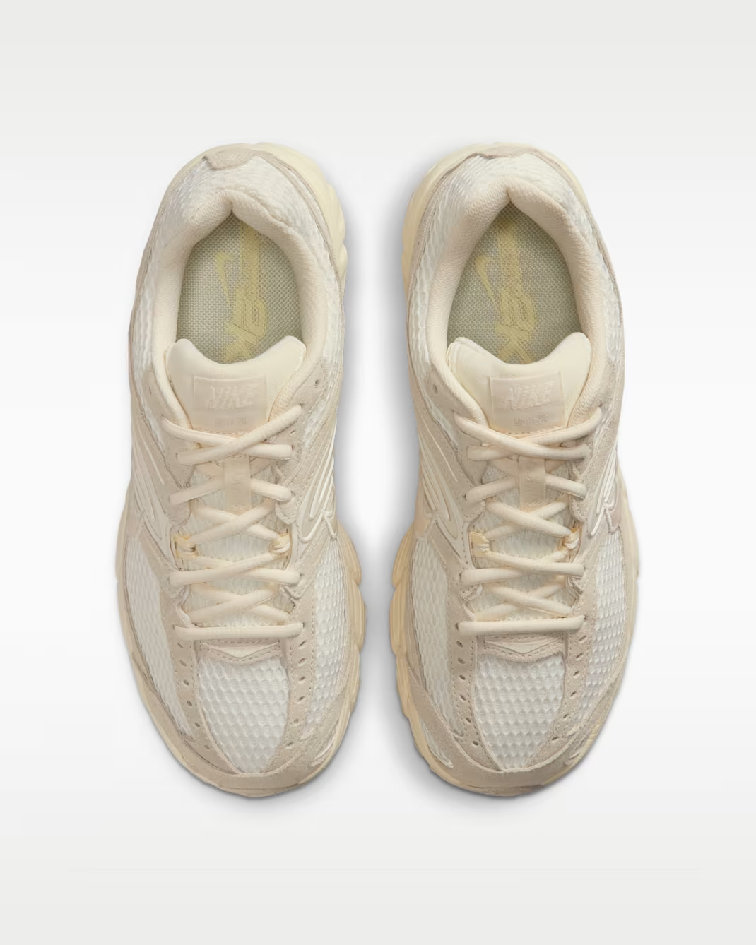 IO4862-200 Nike Air Max Moto 2K SE "British Khaki/Light Khaki" (Women's)