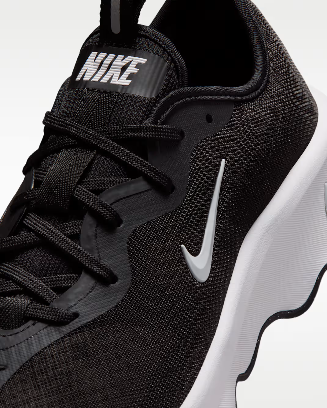 II7278-001 Nike Motiva 2 Black White (Women's)