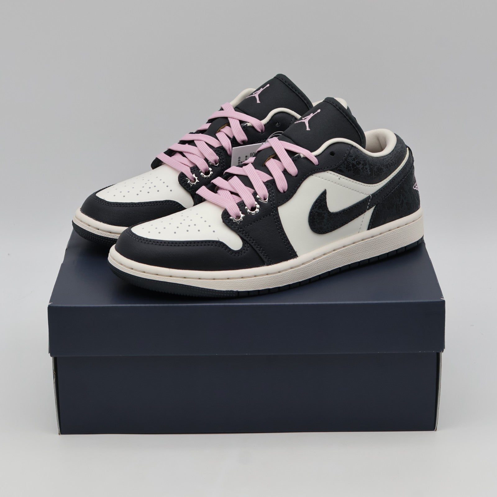 II0595-001 Nike Air Jordan 1 Low SE Anthracite/Iced Carmine (Women's)