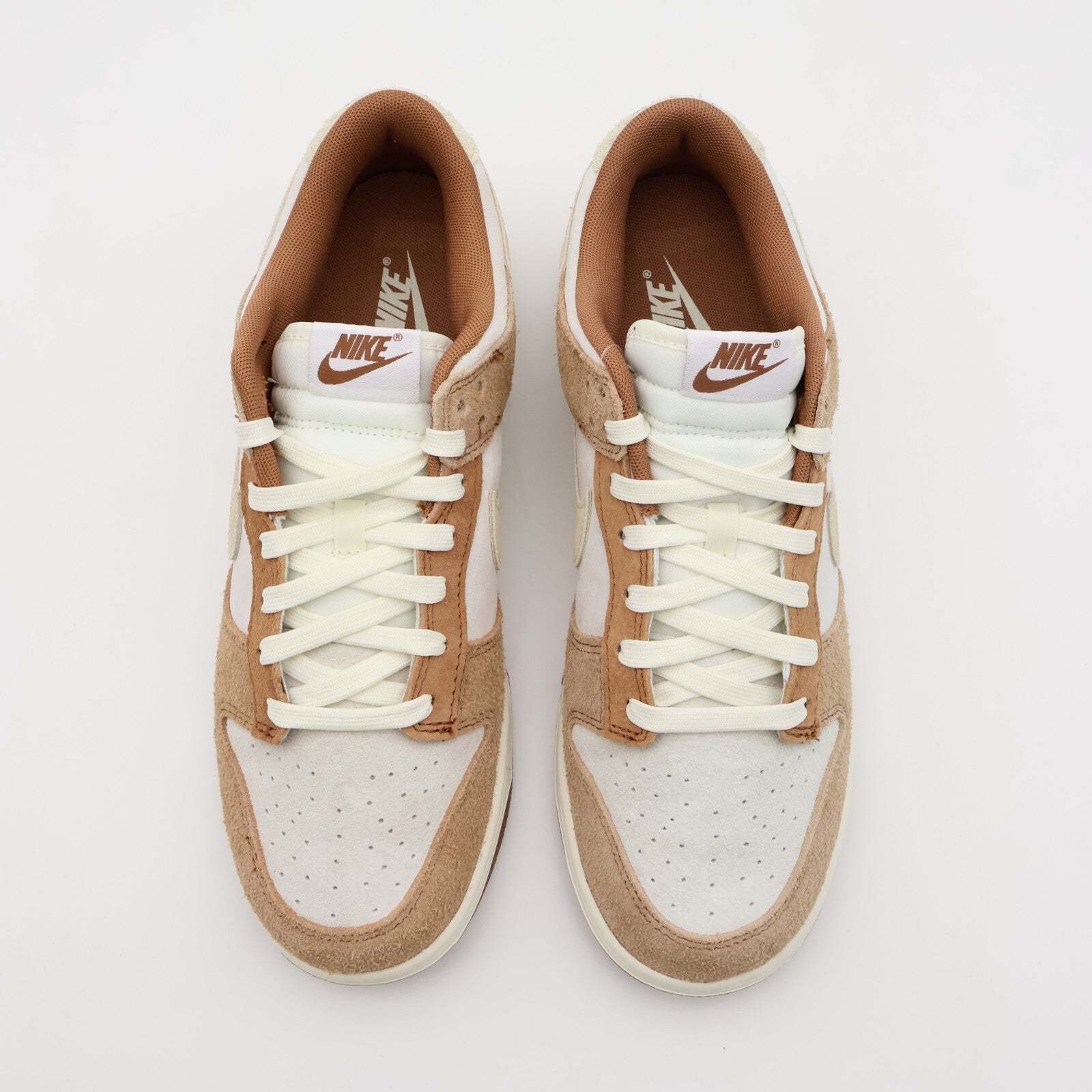 DD1390-100 Nike Dunk Low PRM Medium Curry (Men's)