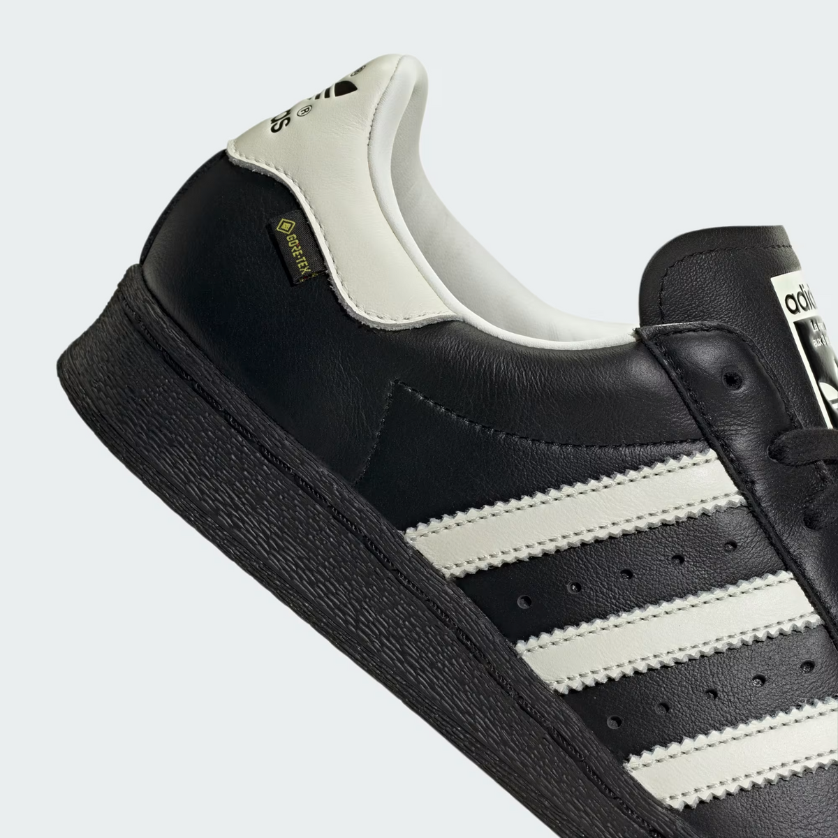 KI7819 adidas Superstar 82 GORE-TEX Core Black Off White (Men's)