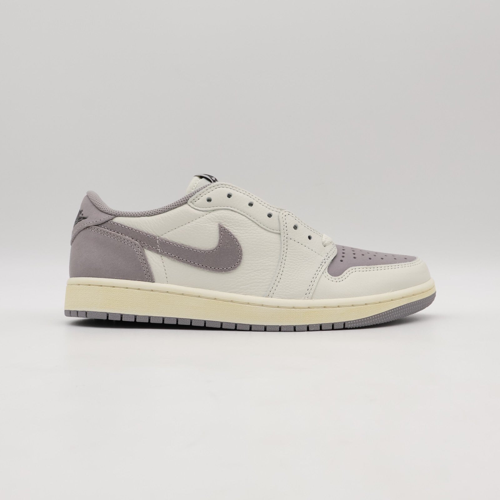 CZ0790-101 Nike Air Jordan 1 Retro Low OG Atmosphere Grey Sail Black (Men's)