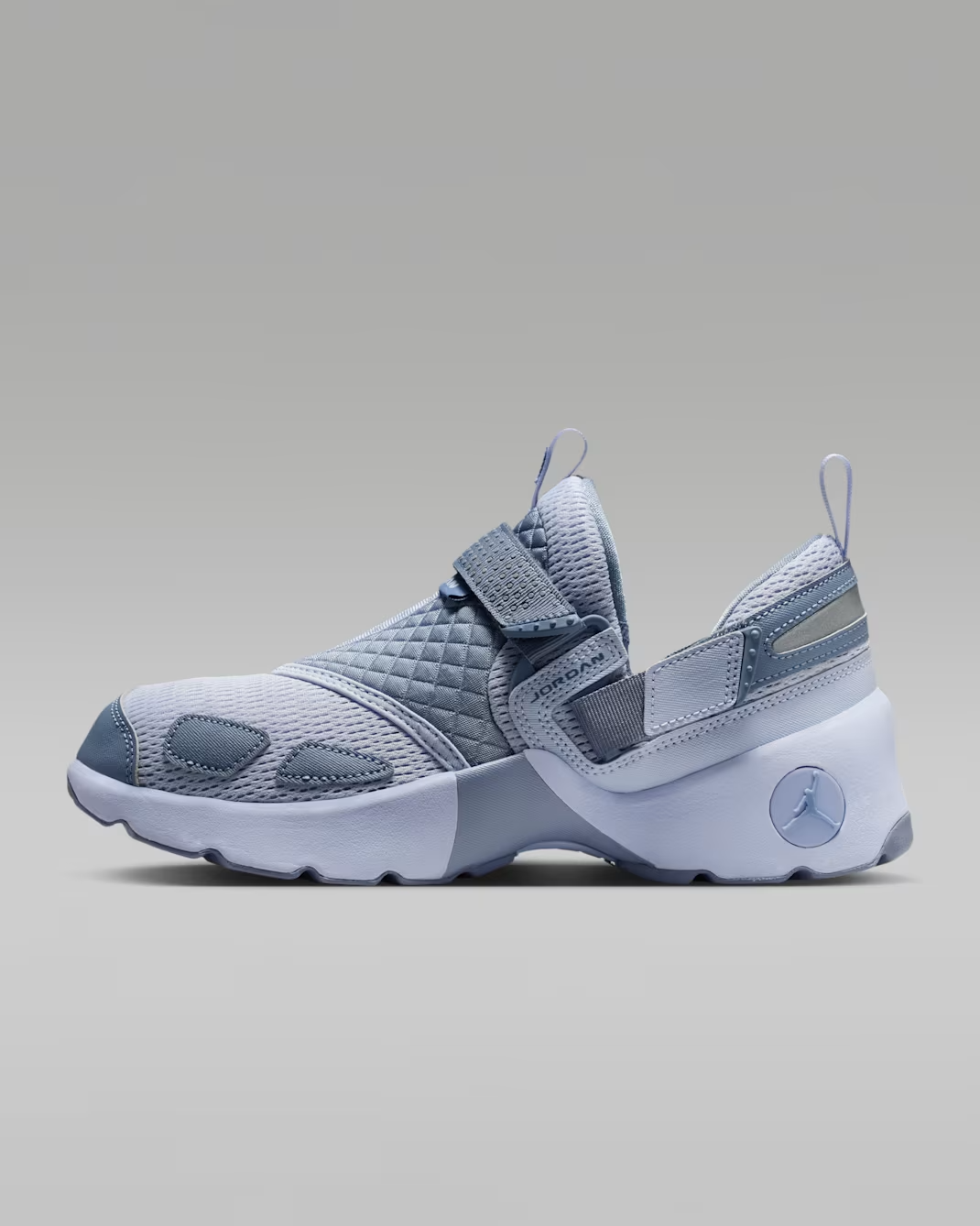 HQ2164-010 Nike Jordan Trunner LX Ghost Reflective Silver Ashen Slate (Women's)
