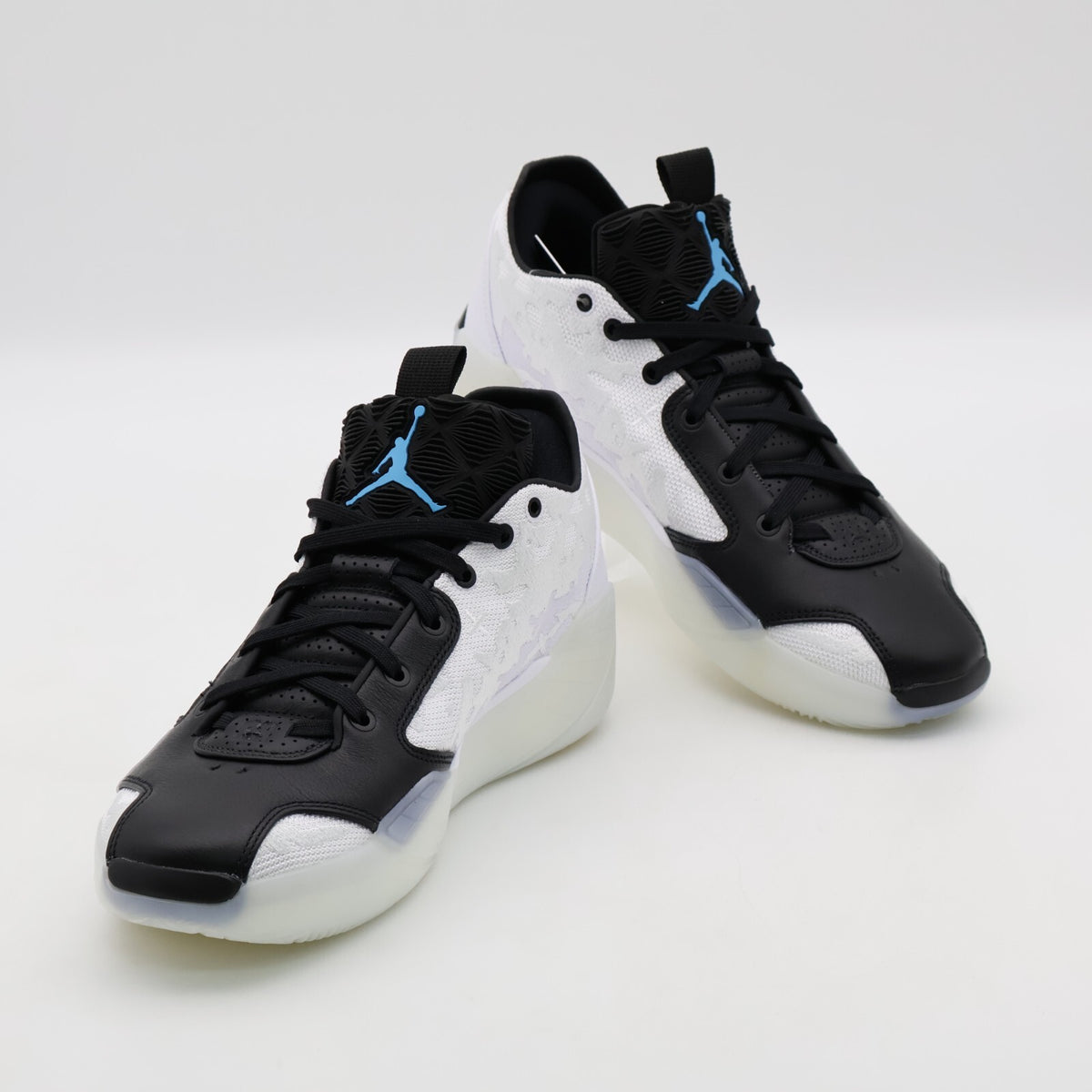 FQ0214-100 Nike Air Jordan 39 White Black Dark Powder Blue (FQ0213-100) (Men's)
