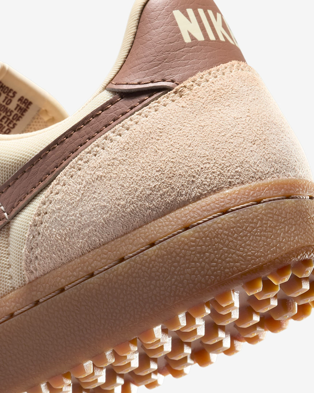 HJ6000-200 Nike Field General Beach Gum Dark Brown Cacao Wow (Women's)