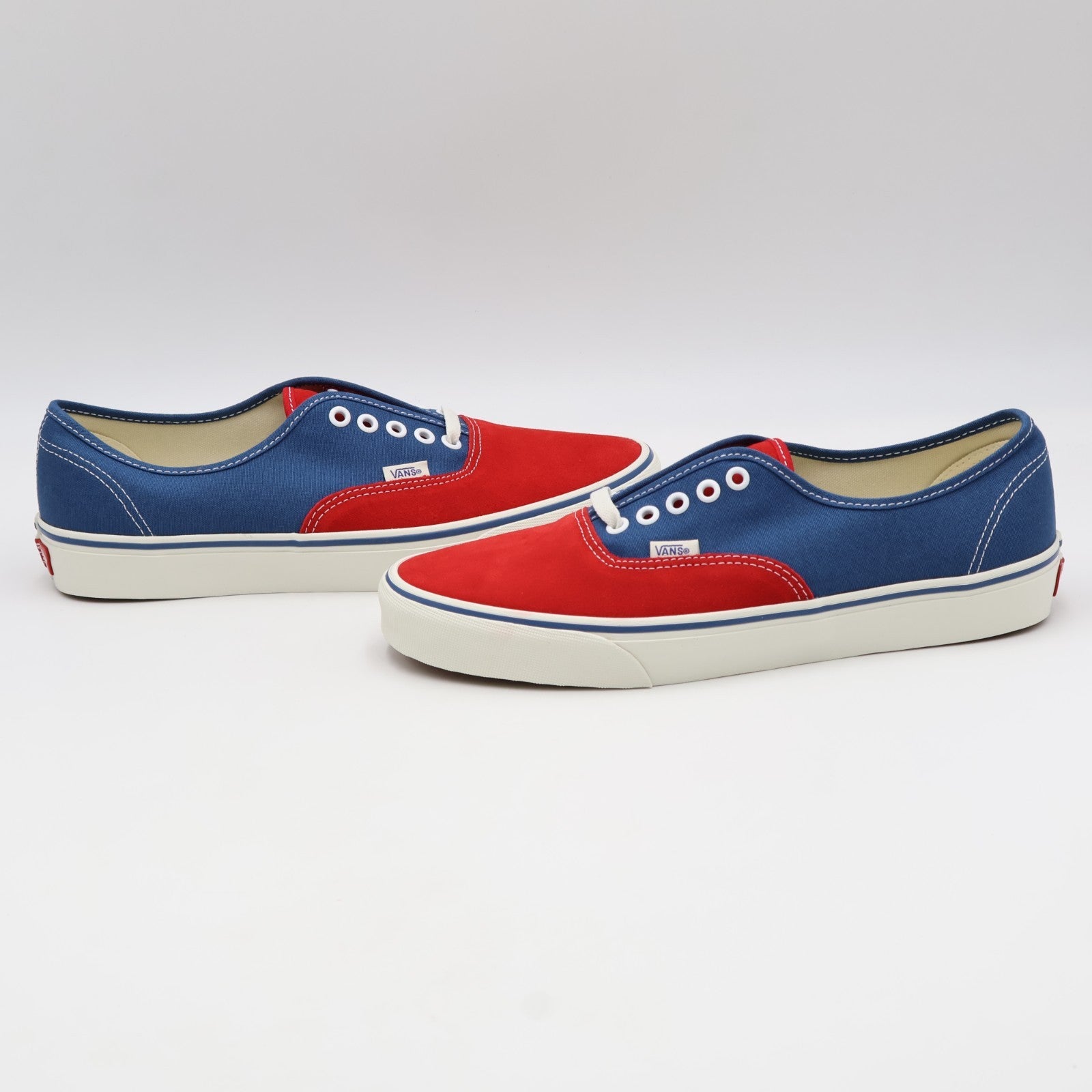 VN000EHHIZQ Vans Authentic "Racing Red!"