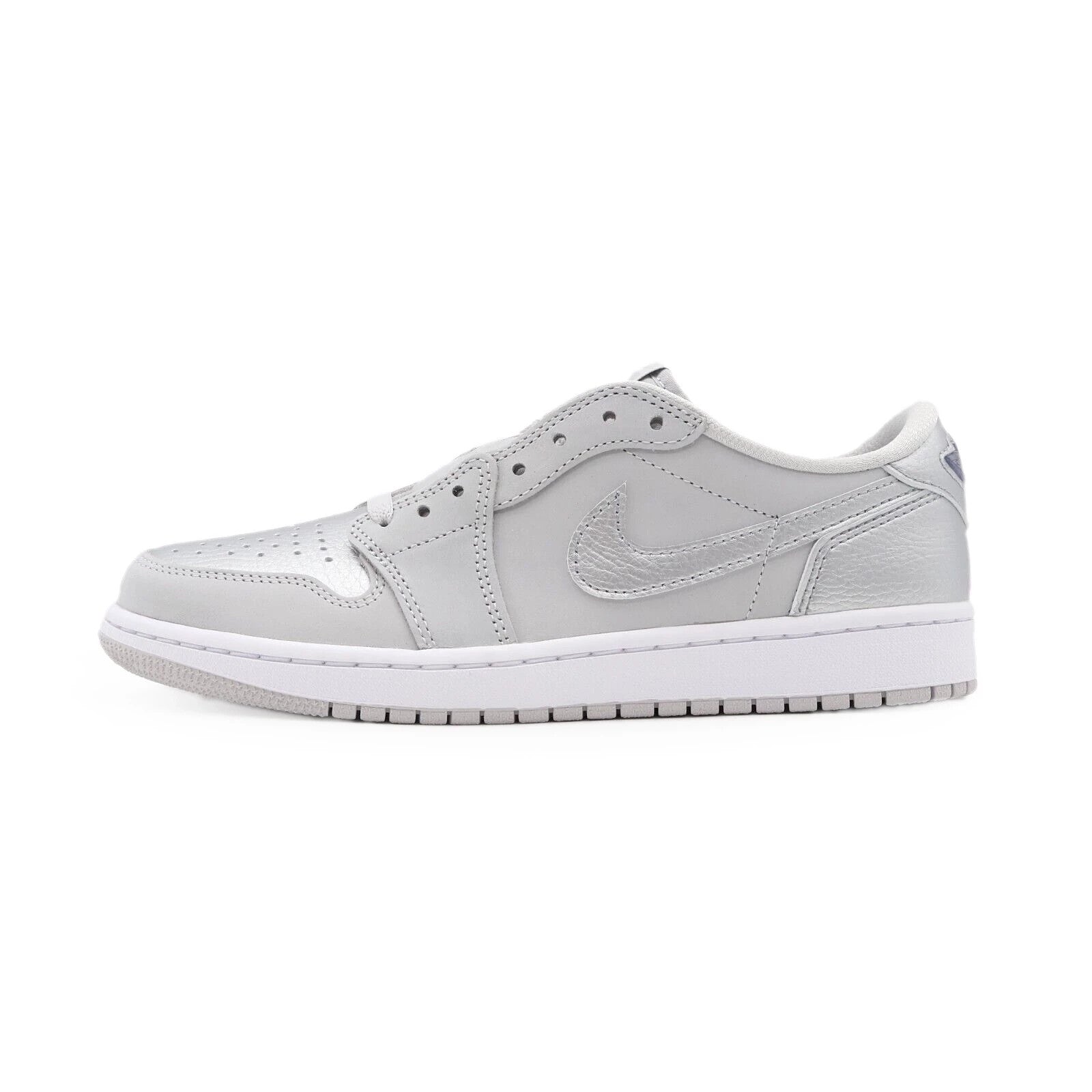CZ0790-002 Nike Air Jordan 1 Retro Low OG Metallic Silver no Briefcase (Men's)