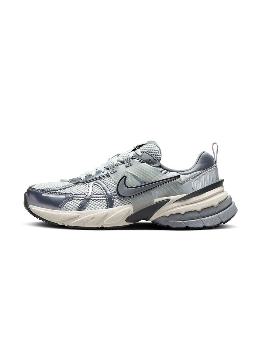 FD0736-003 Nike V2K Run Pure Platinum Wolf Gray Cool Gray Metallic  (Women's)