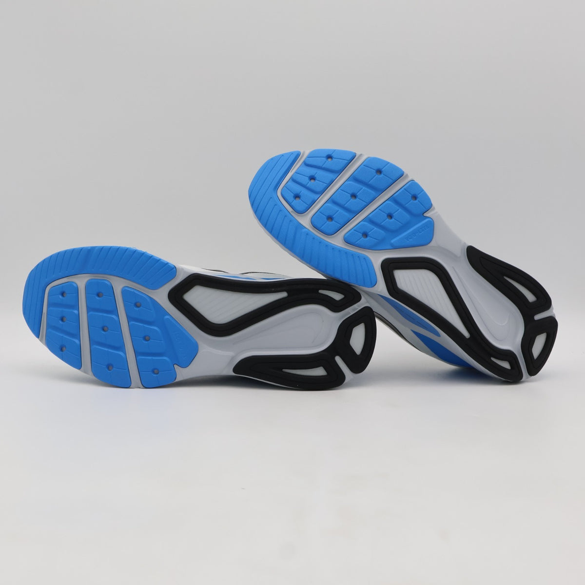 HJ1102-119 Nike Structure 26 White Blue Hero Pure Platinum Black (Men's)