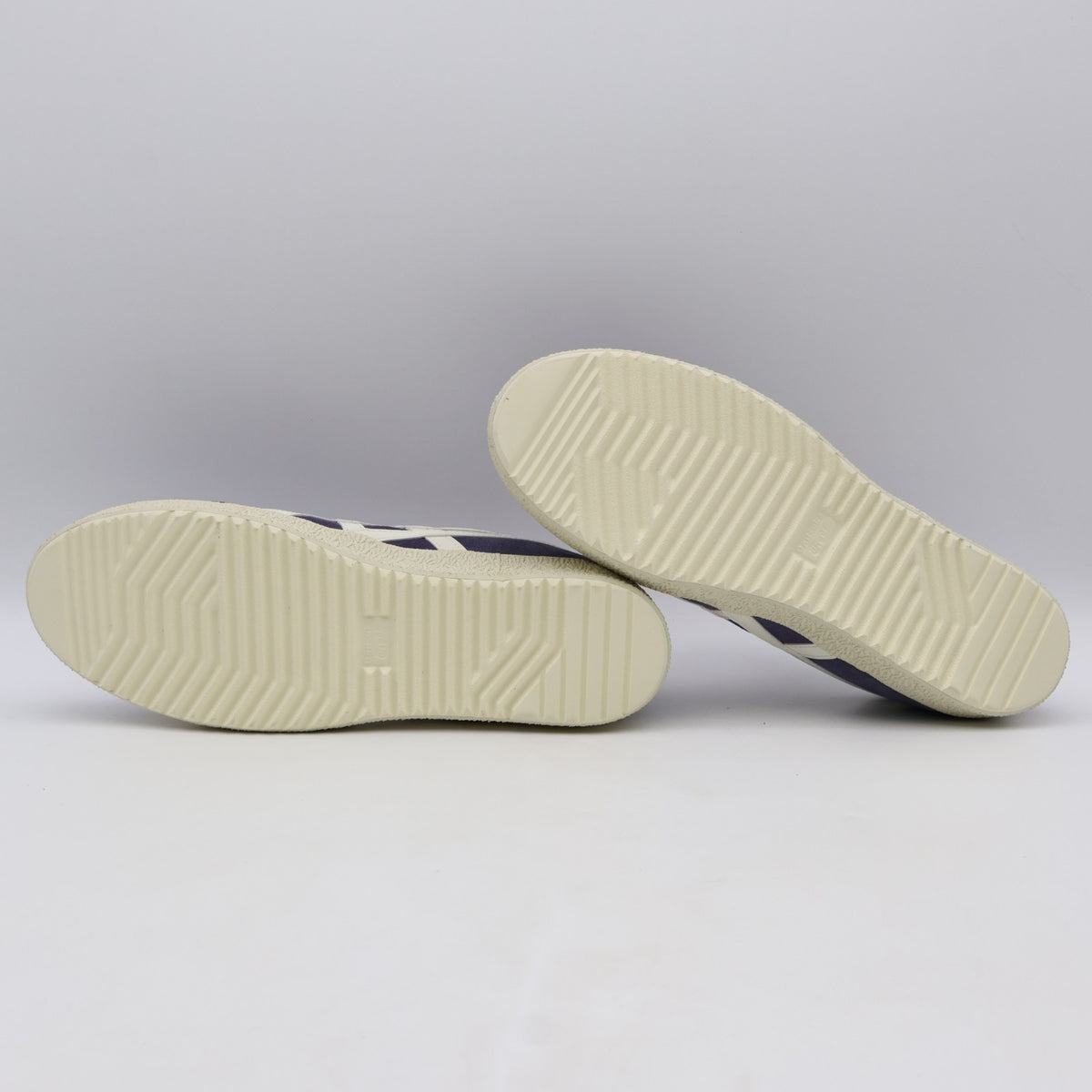 1183C344-500 Onitsuka Tiger MEXICO 66 DELEGATION GREYISH PURPLE IVORY (Men's)
