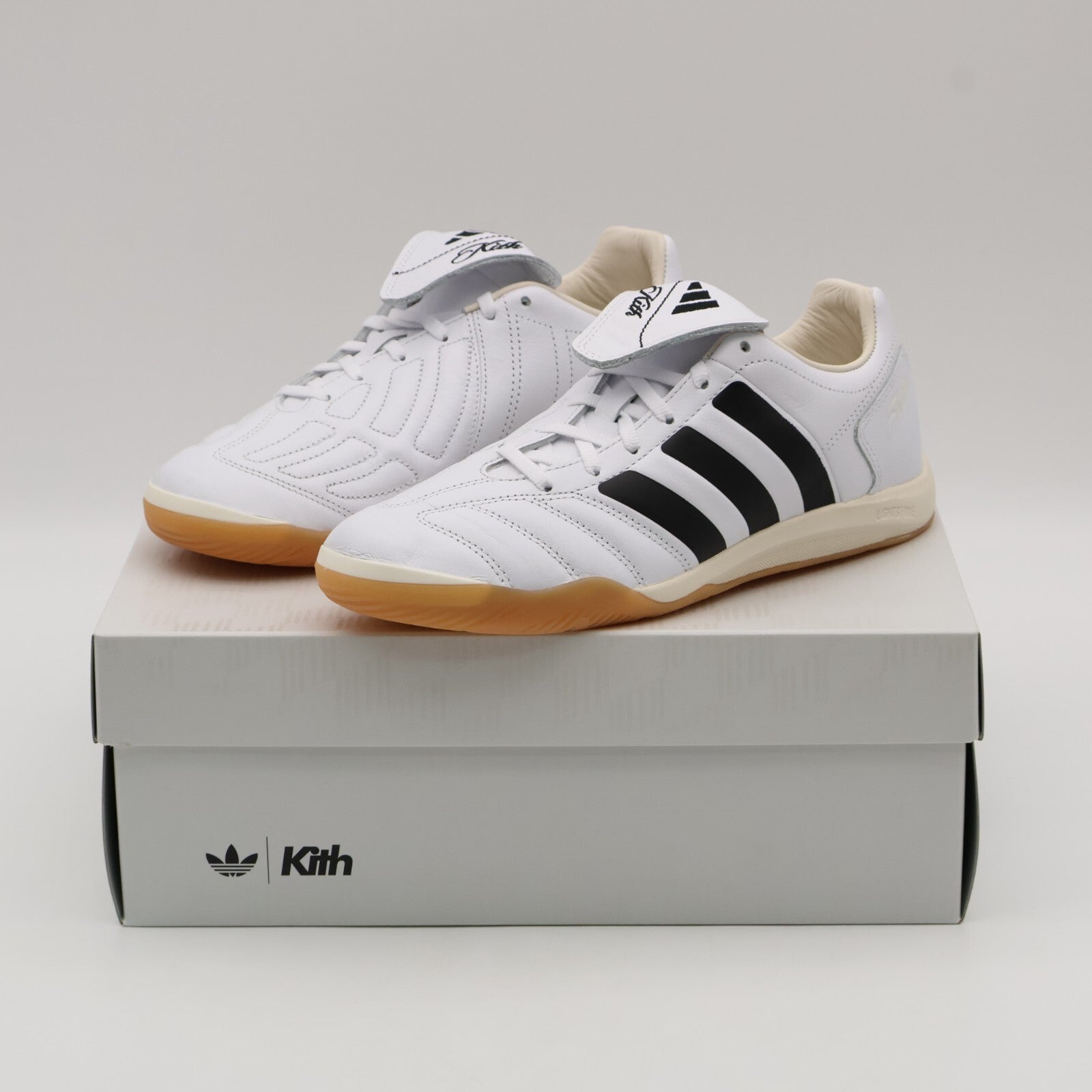 JS0727 Kith Ã adidas Football Predator 2002 IC White Black Gum (Men's)