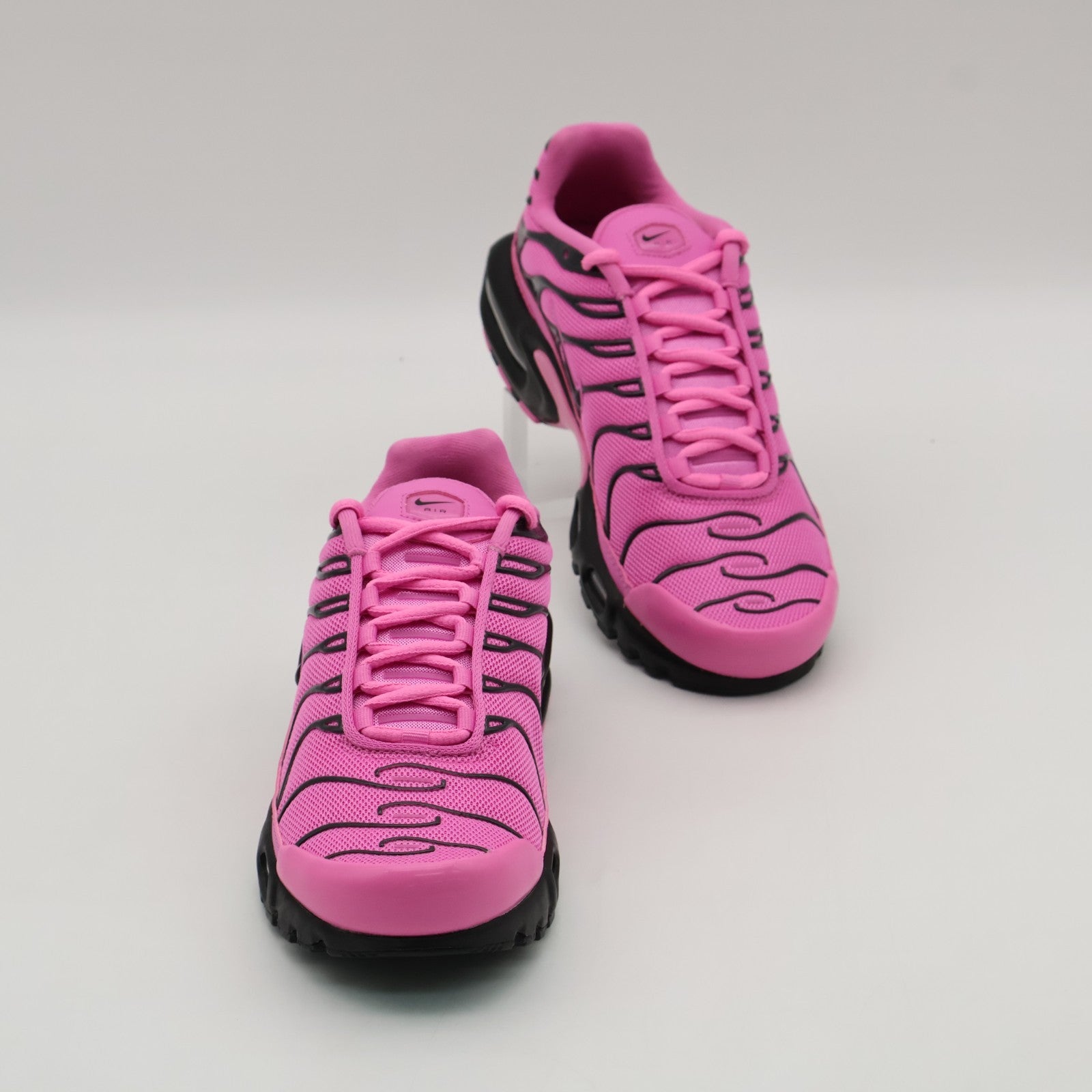 HJ9743-601 Nike Air Max Plus Black Pink (Women's)