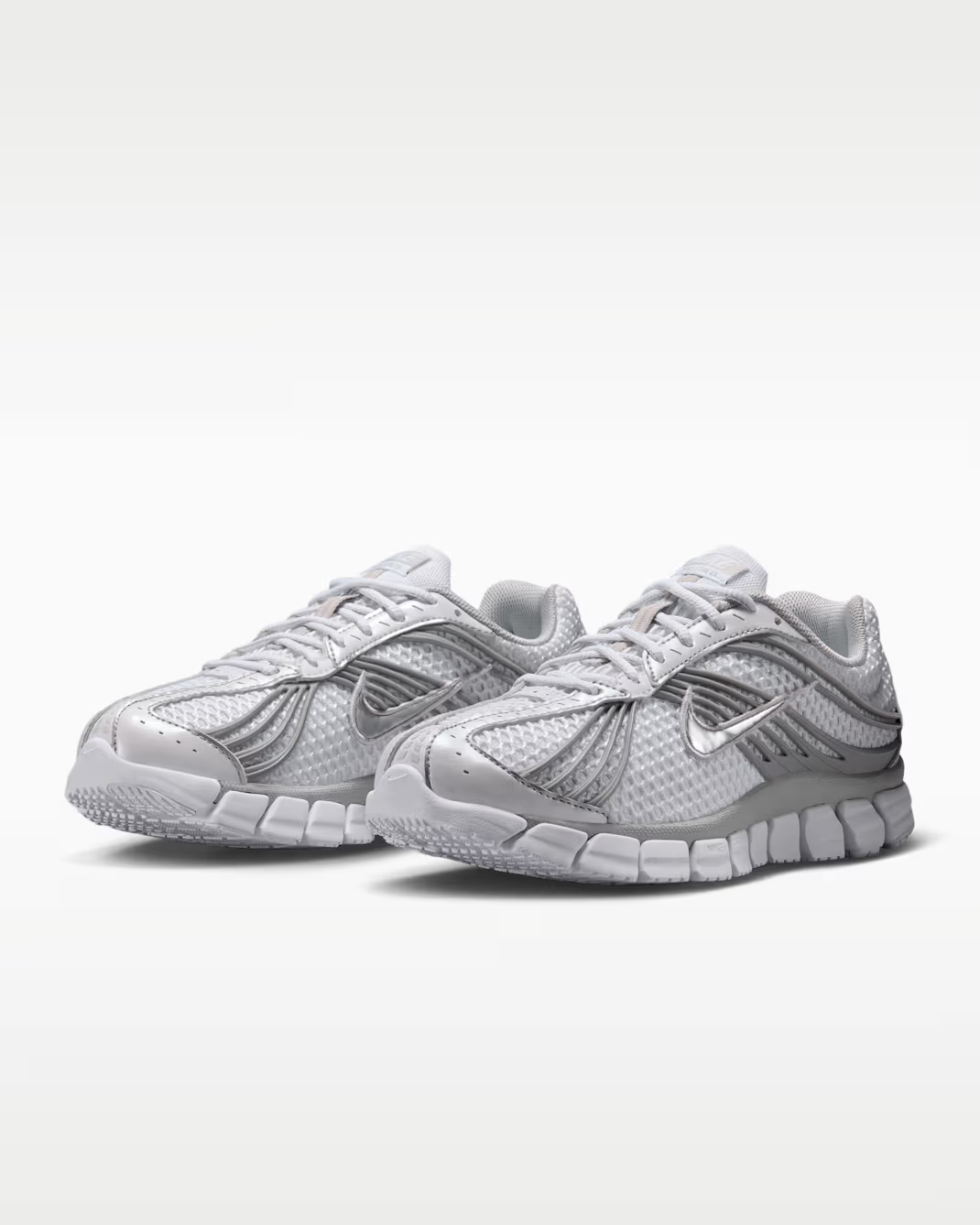 IU7360-103 Nike Zoom Skylon 11 "White/Metallic Silver" (Women's)