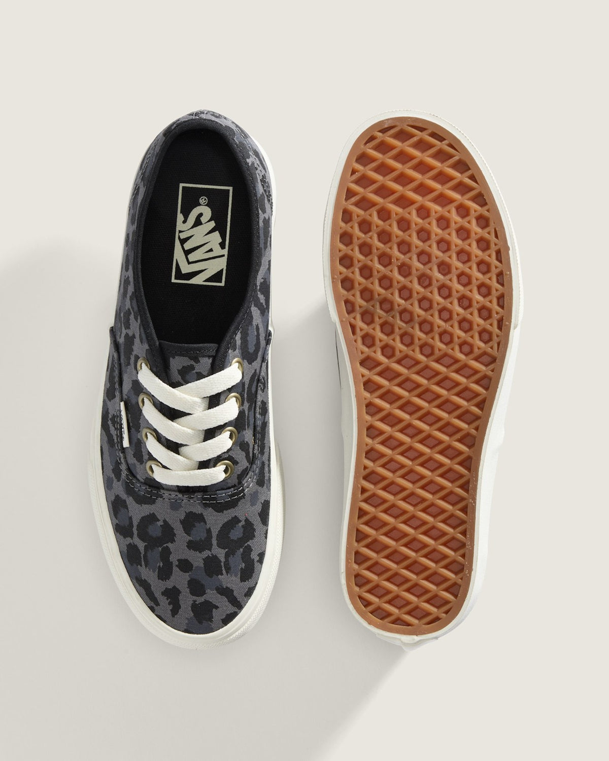 VN000D6GHR0 Vans Authentic "Black/Pewter" (Men's)