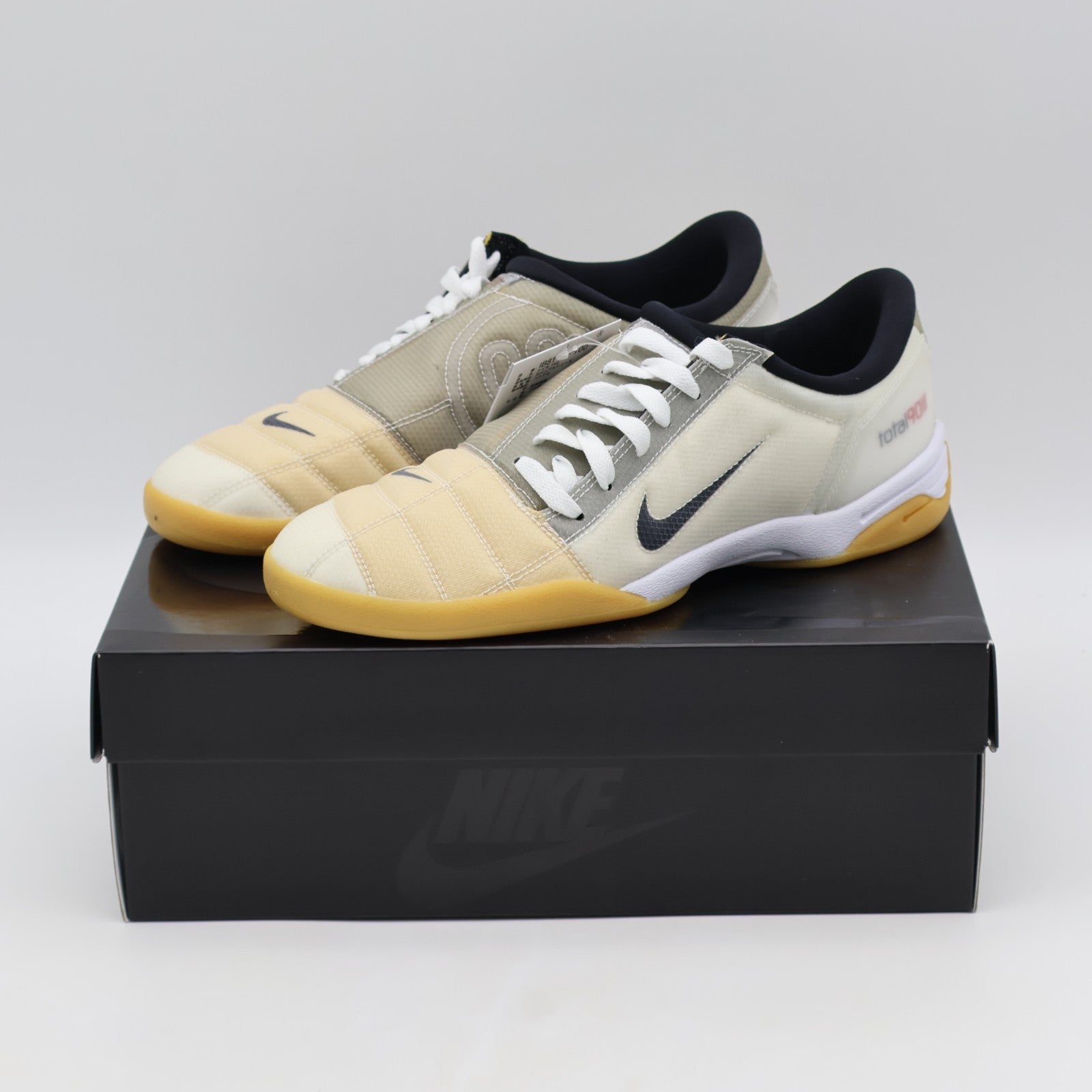 IB8182-100 Nike Total 90 3 SP White Black Gum (Men's)